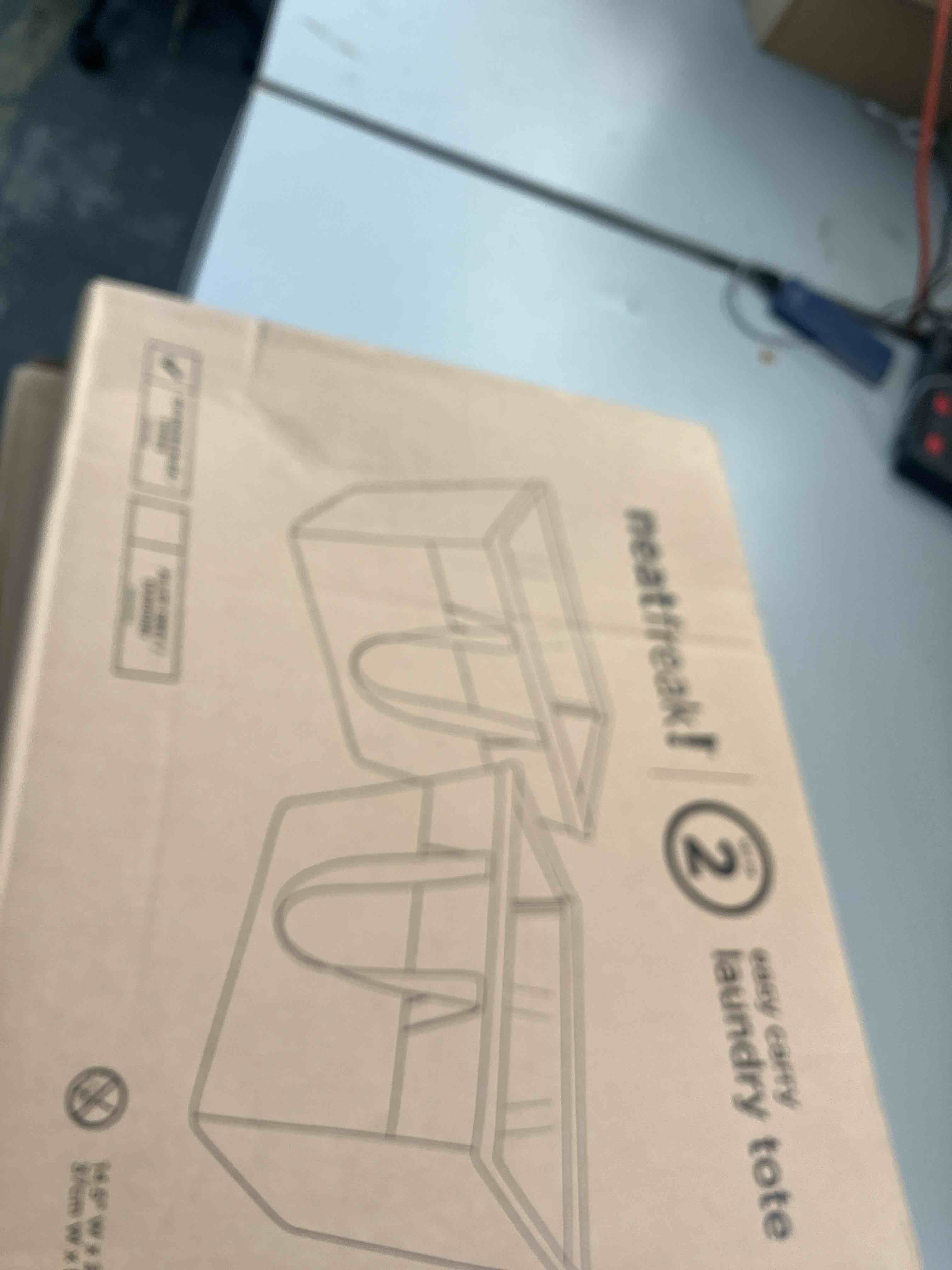 https://s3.amazonaws.com/lotting-images-prod/phillipi/PNK0130088_1728308611897.jpeg
