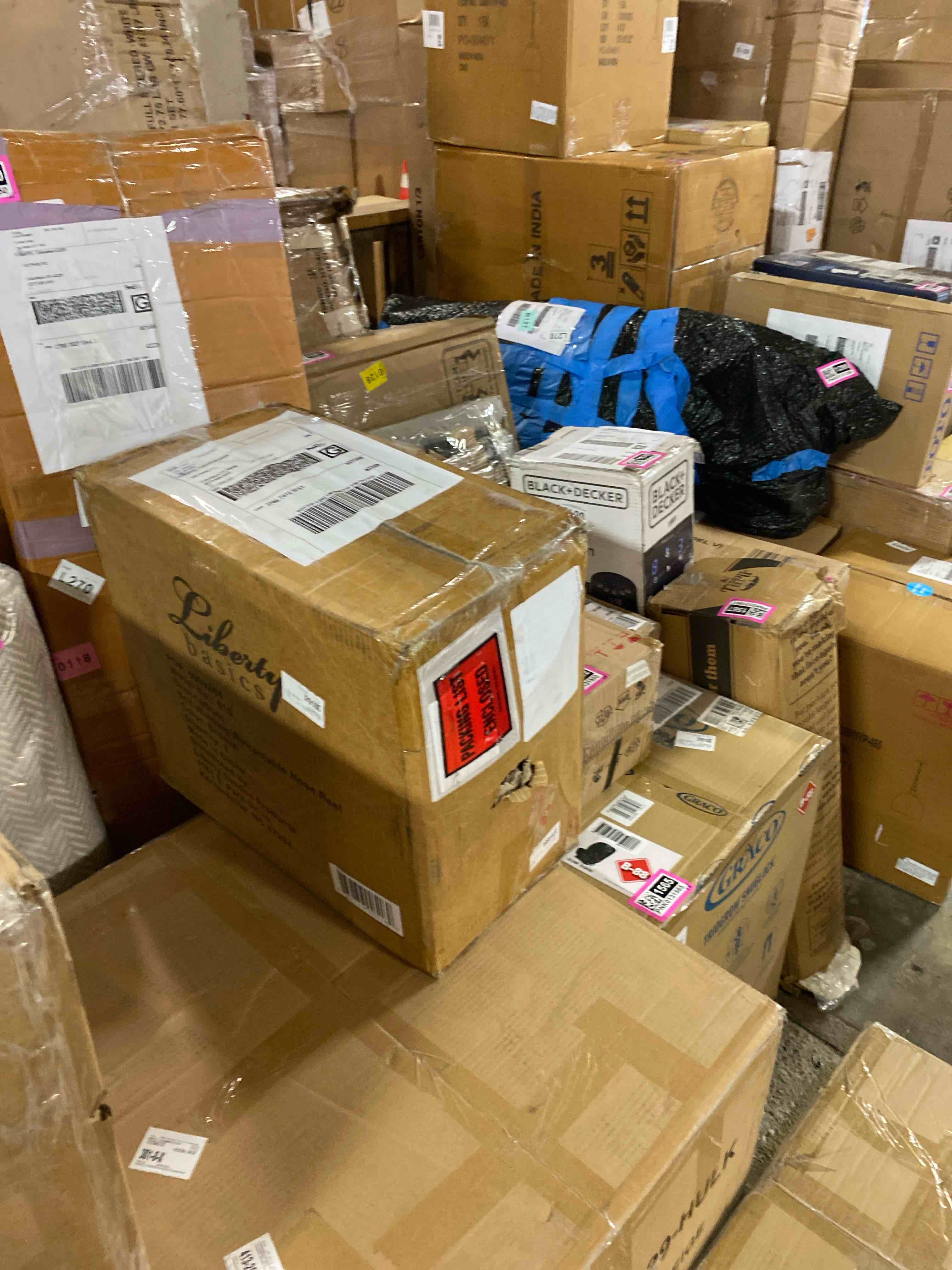 https://s3.amazonaws.com/lotting-images-prod/phillipi/PNK0131292_1726680706750.jpeg