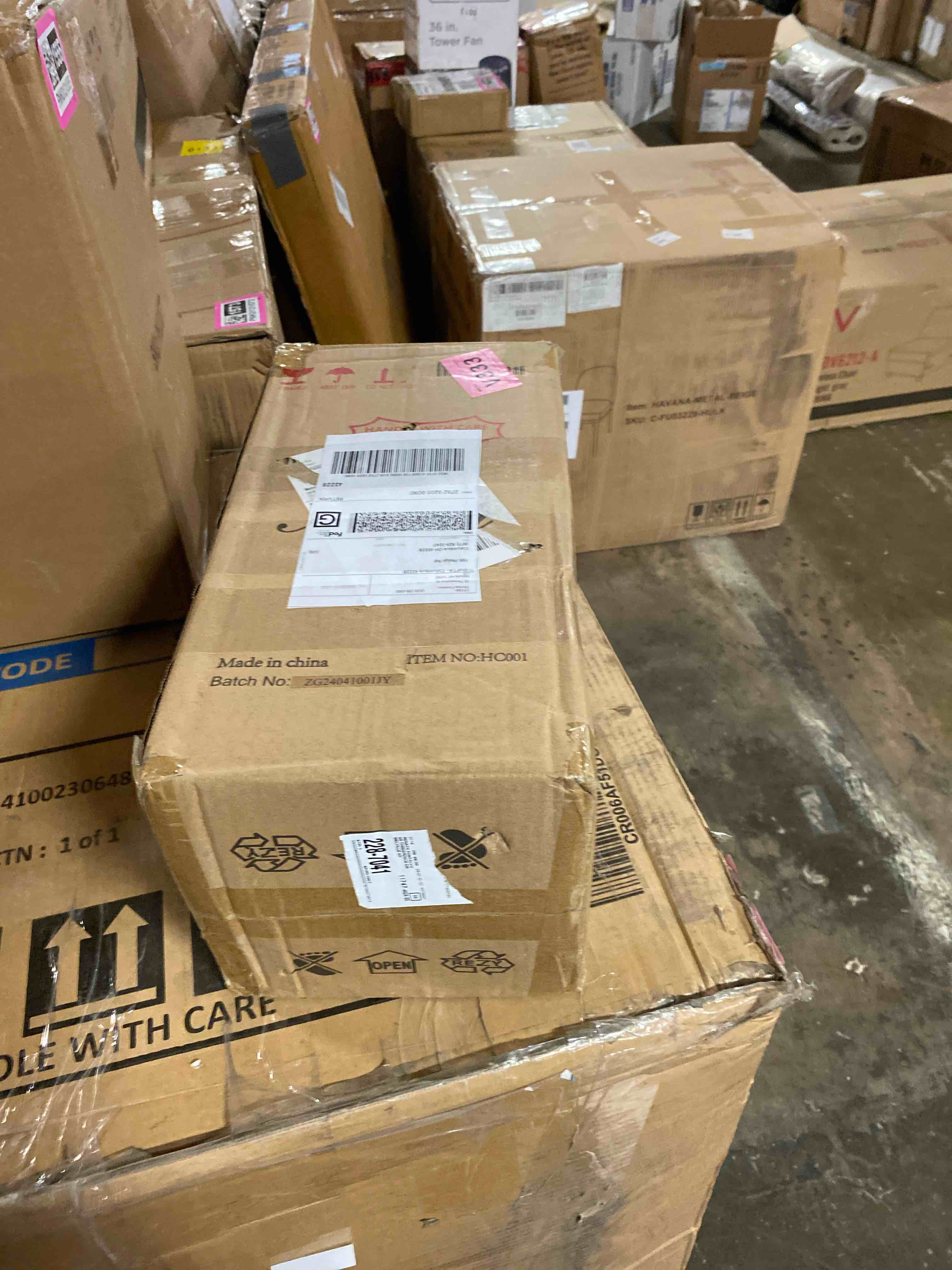 https://s3.amazonaws.com/lotting-images-prod/phillipi/PNK0131552_1726679765521.jpeg