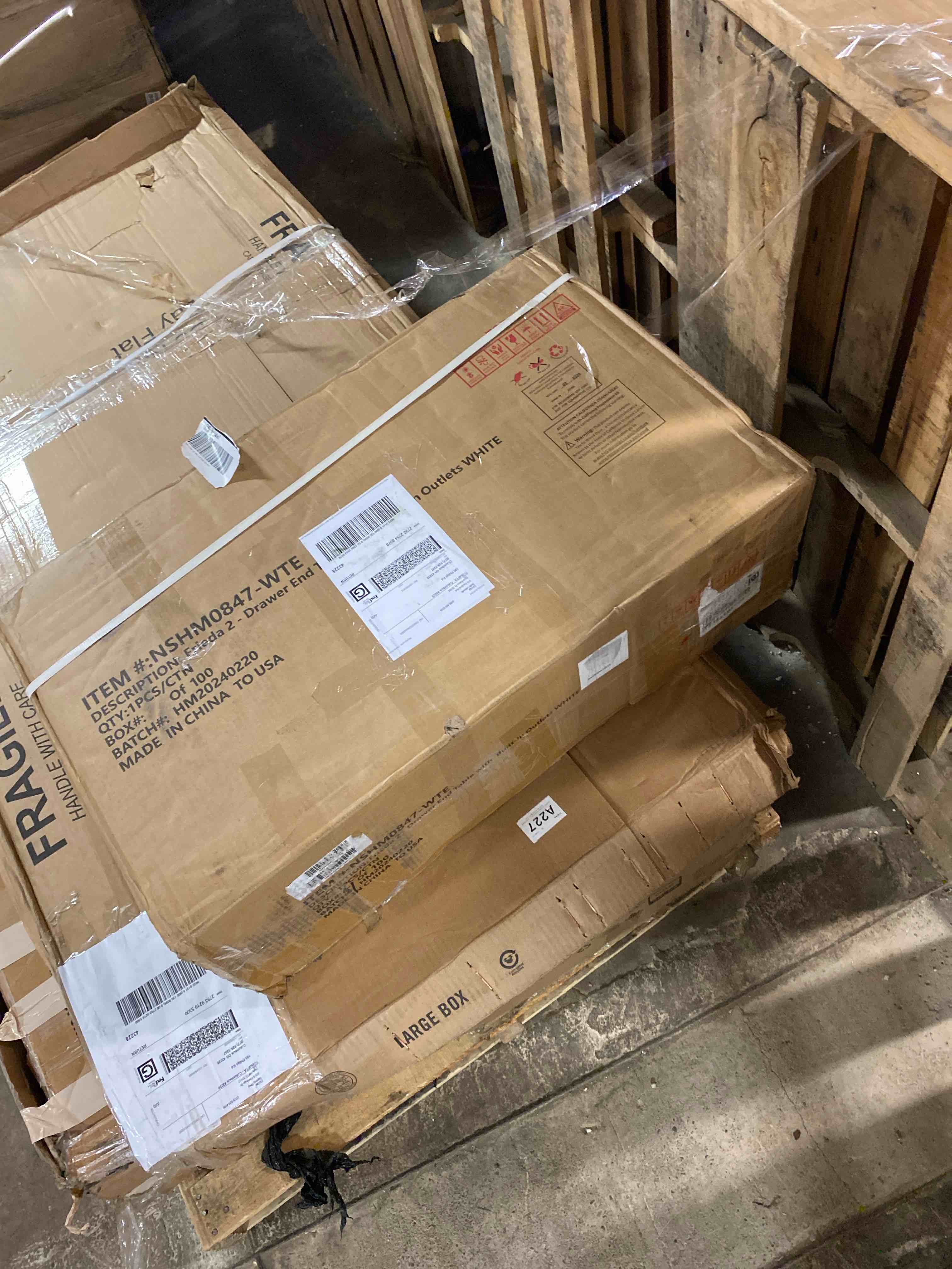 https://s3.amazonaws.com/lotting-images-prod/phillipi/PNK0131618_1726671518450.jpeg