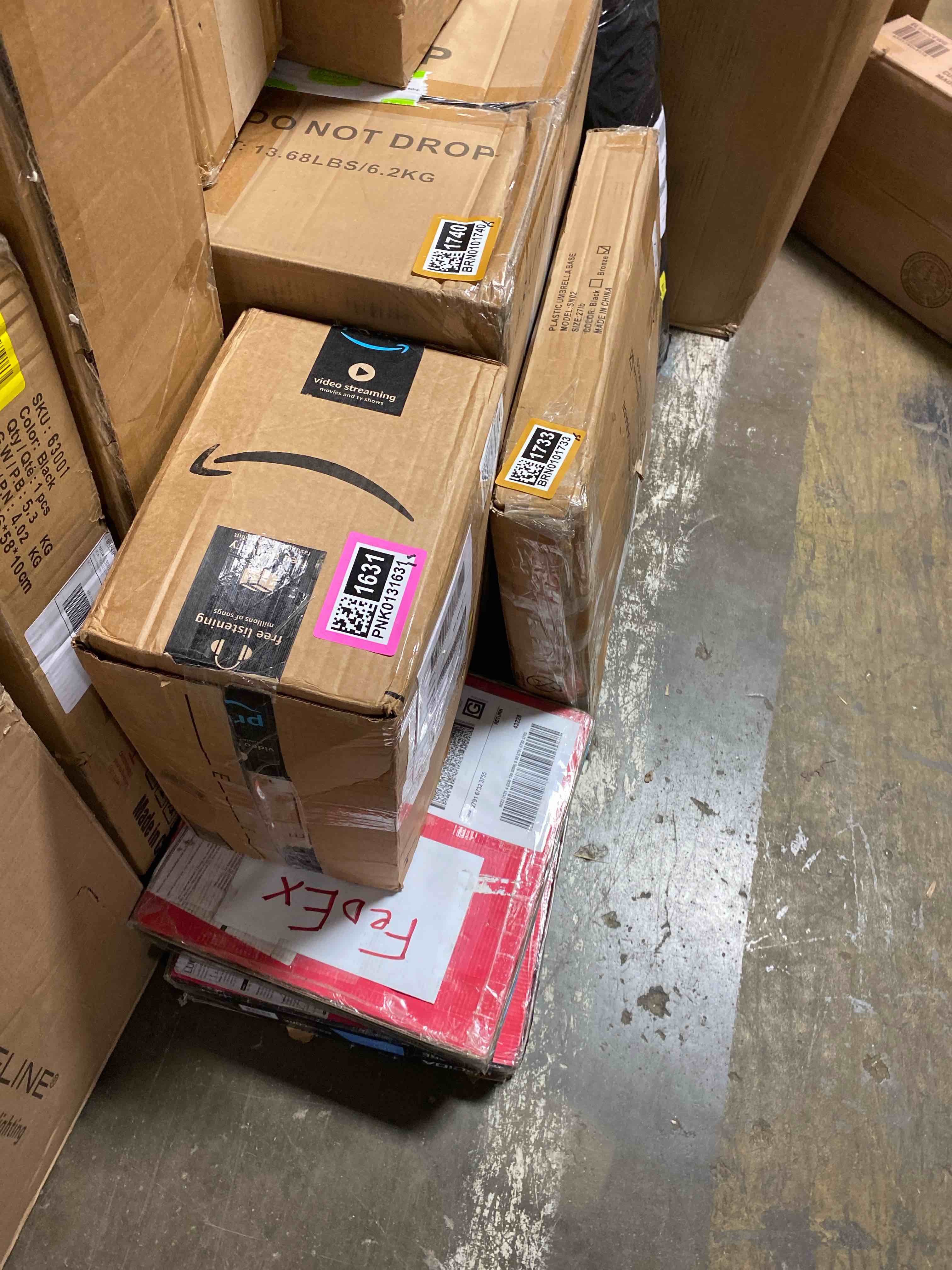 https://s3.amazonaws.com/lotting-images-prod/phillipi/PNK0131630_1726669746744.jpeg