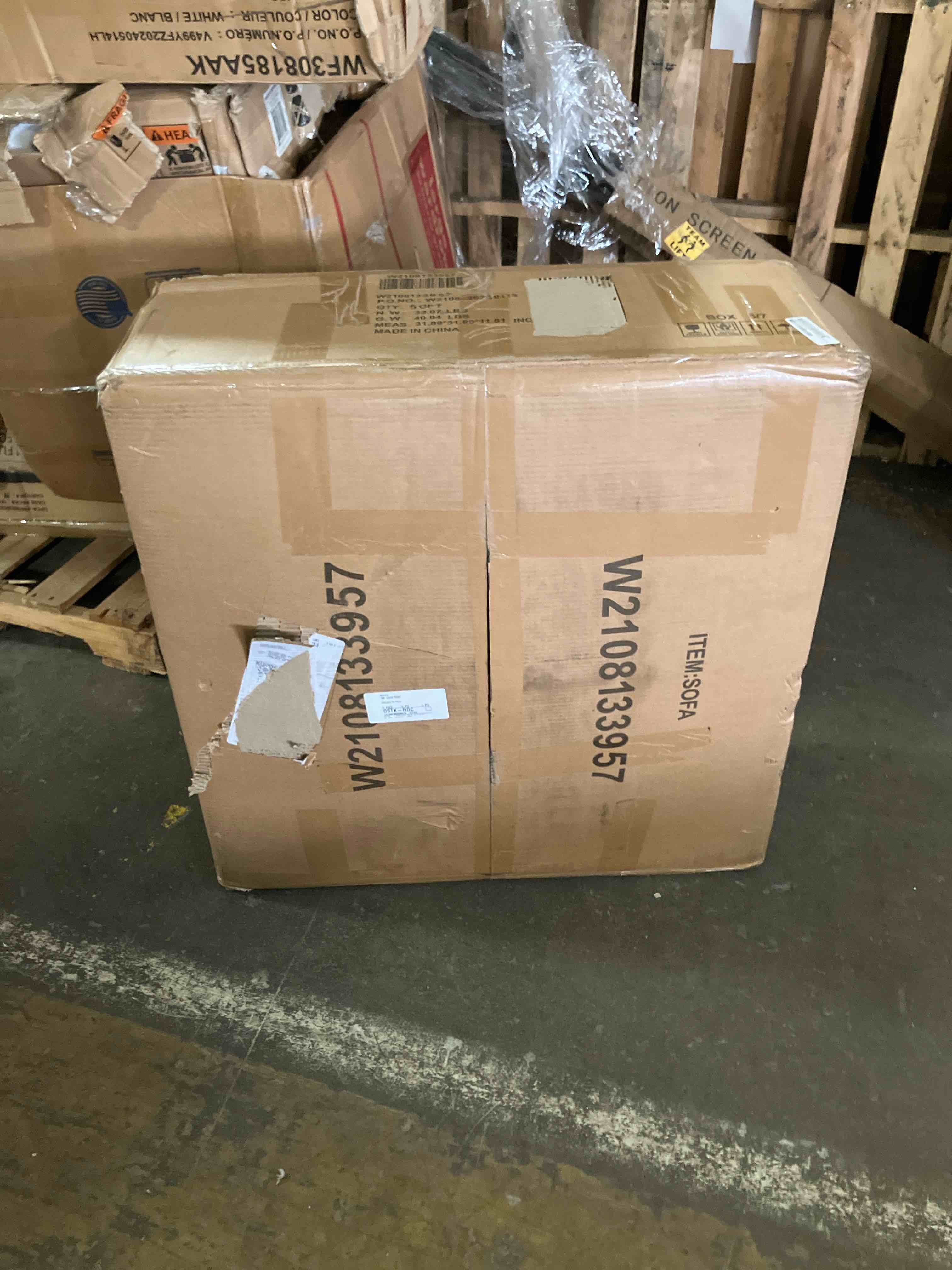 https://s3.amazonaws.com/lotting-images-prod/phillipi/PNK0131692_1726601831846.jpeg