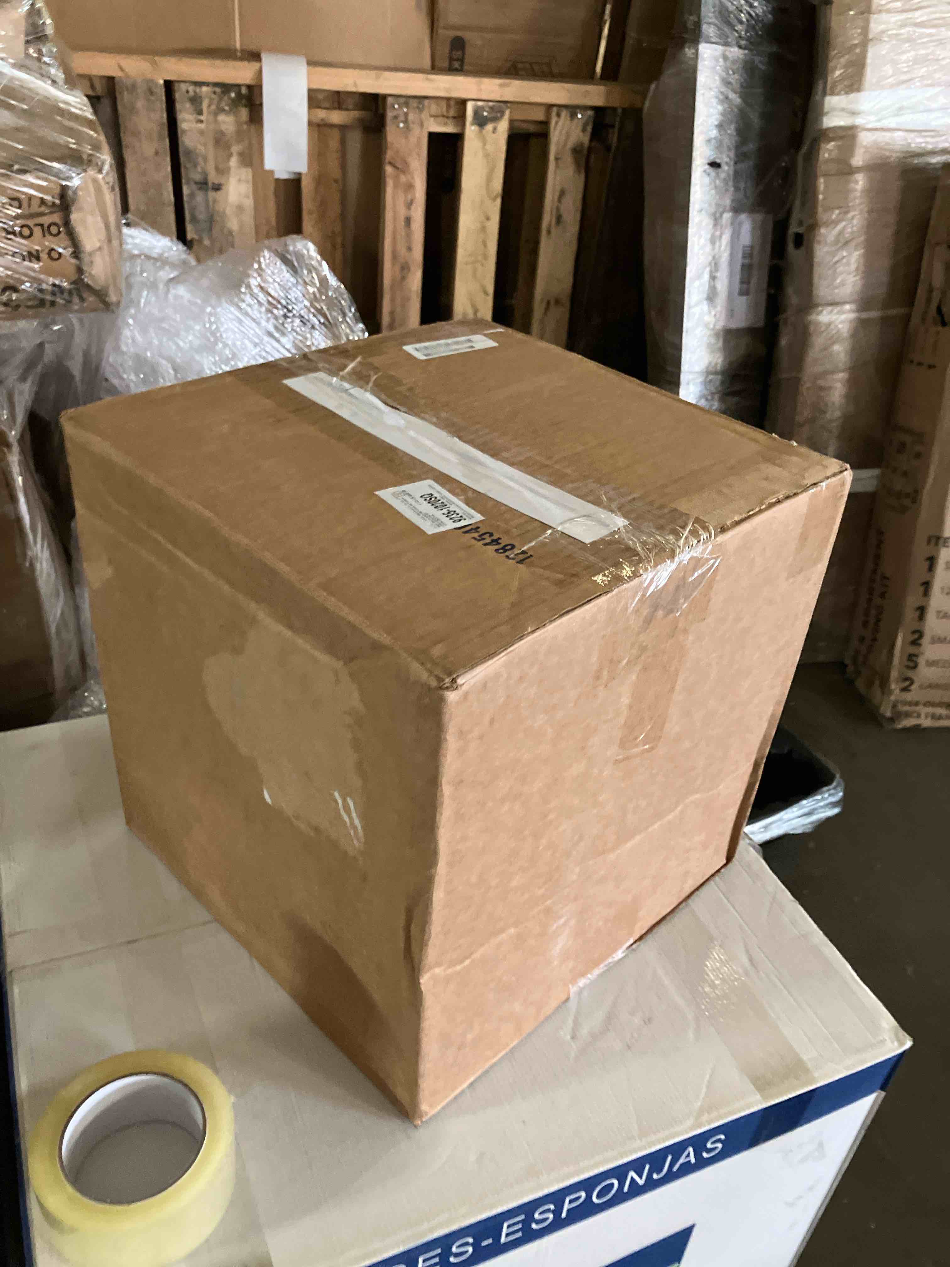 https://s3.amazonaws.com/lotting-images-prod/phillipi/PNK0131703_1726598611756.jpeg