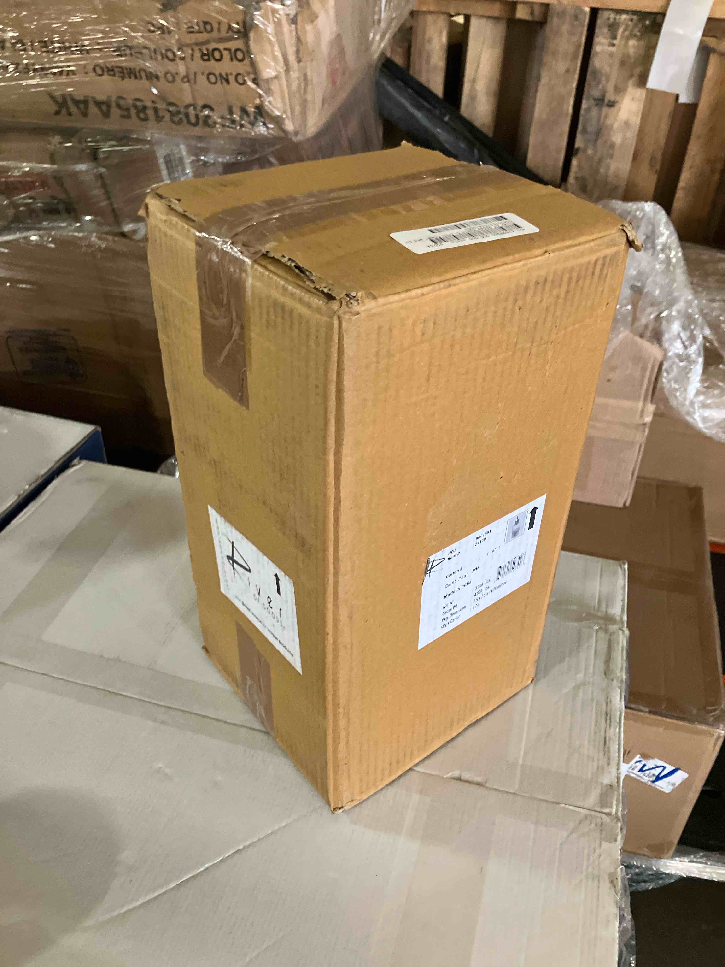 https://s3.amazonaws.com/lotting-images-prod/phillipi/PNK0131706_1726598286796.jpeg