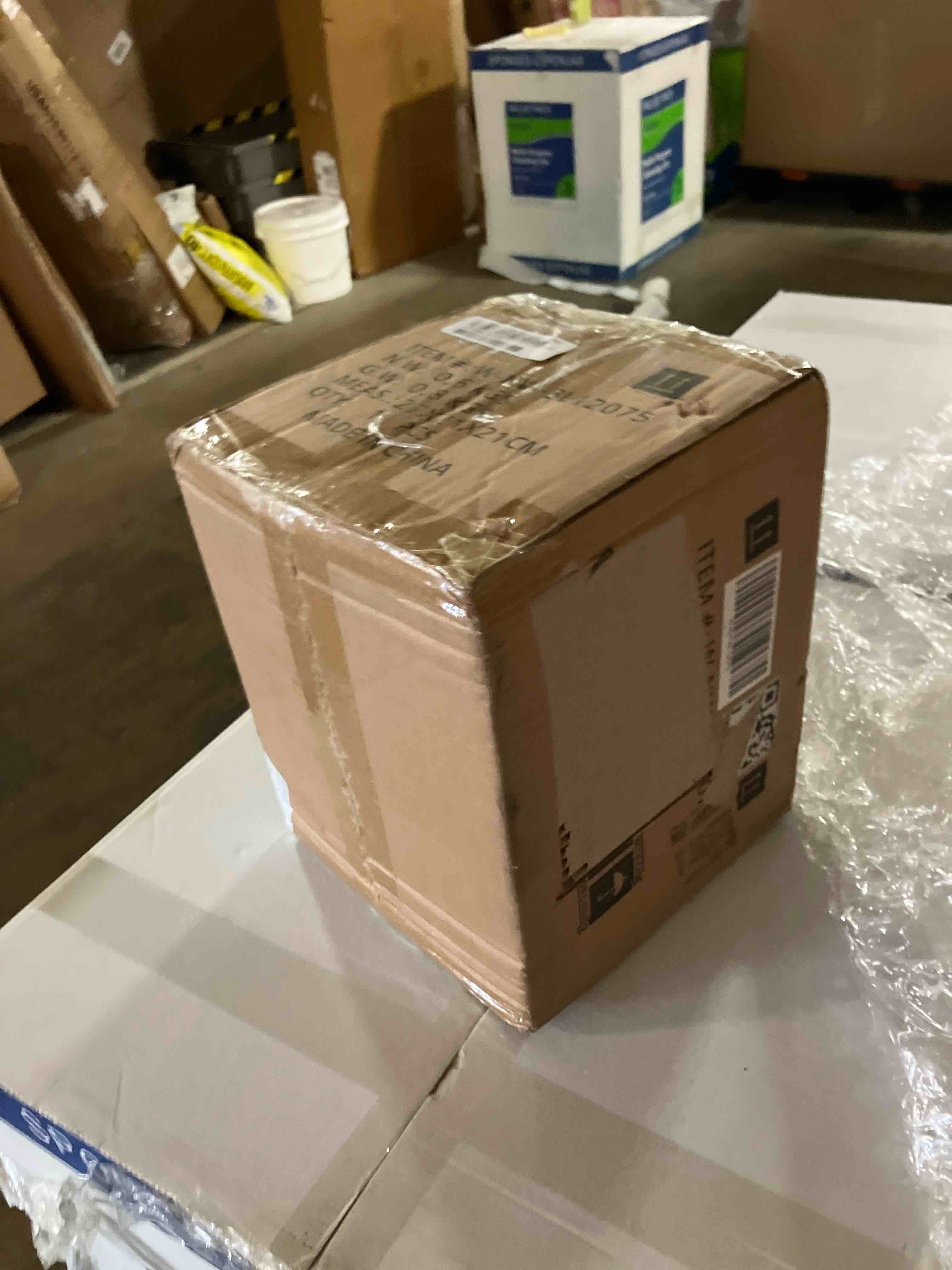 https://s3.amazonaws.com/lotting-images-prod/phillipi/PNK0131734_1726582916913.jpeg