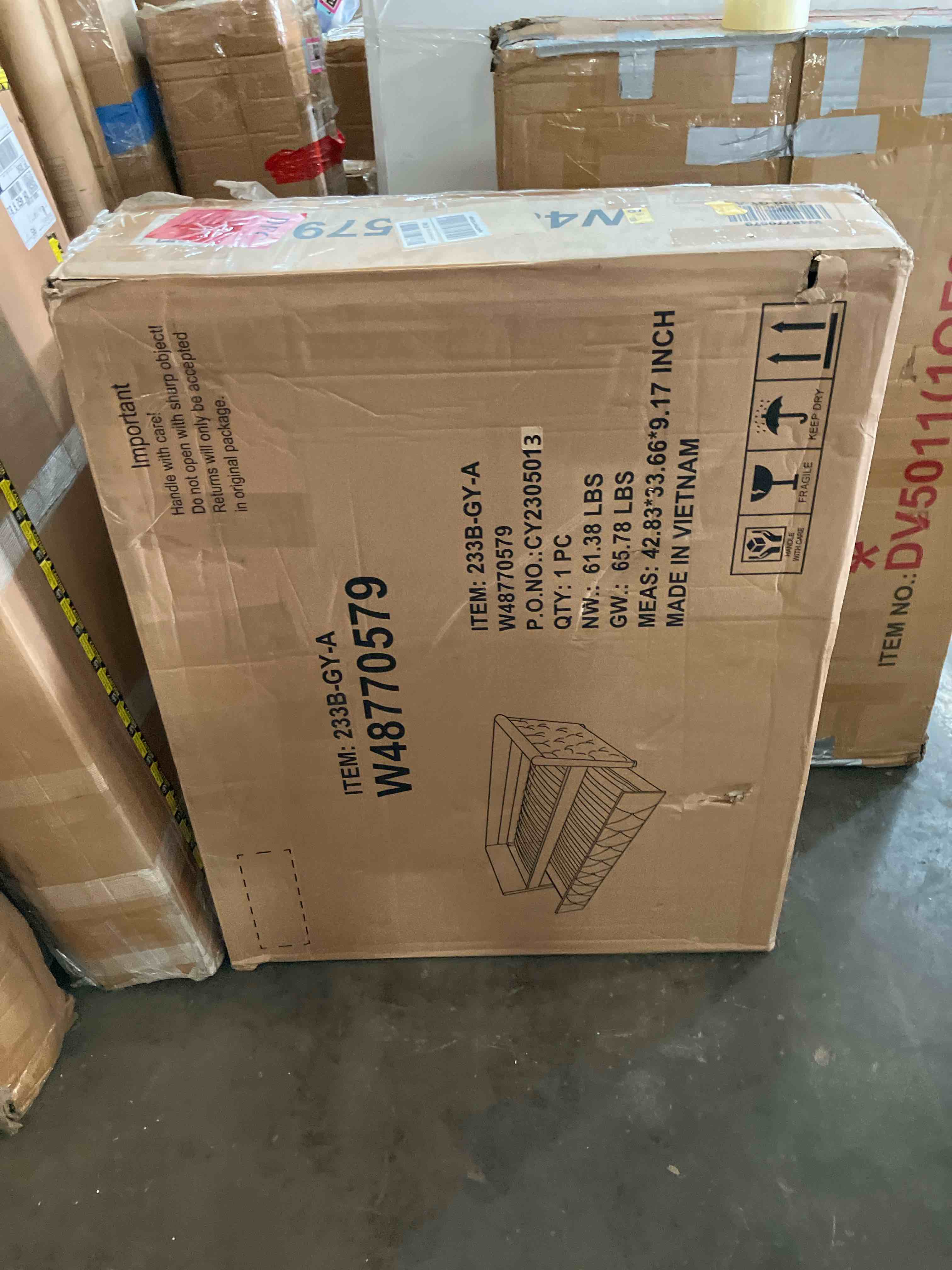 https://s3.amazonaws.com/lotting-images-prod/phillipi/PNK0131749_1726521634454.jpeg