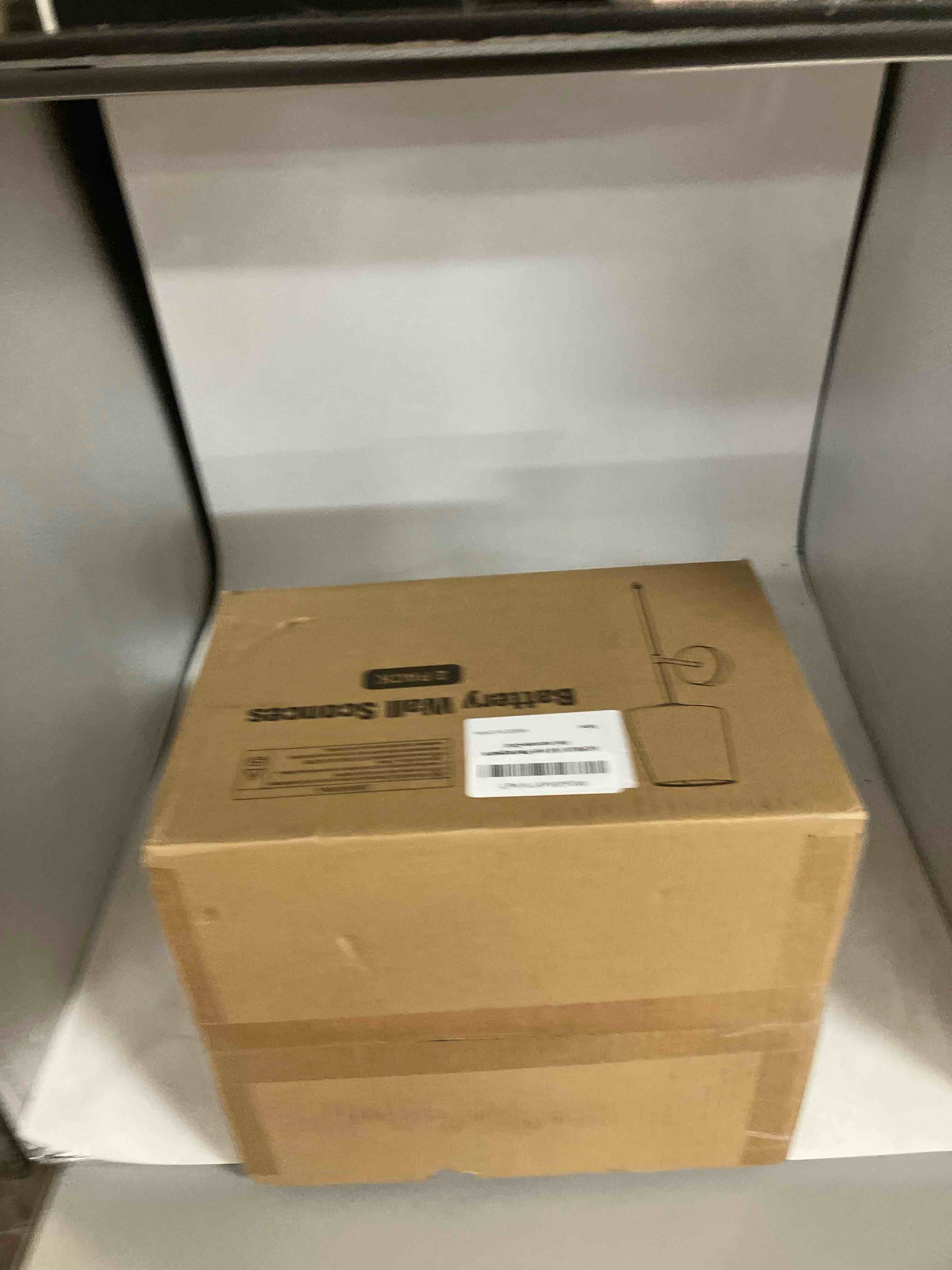 https://s3.amazonaws.com/lotting-images-prod/phillipi/PNK0133003_1741376252114.jpeg