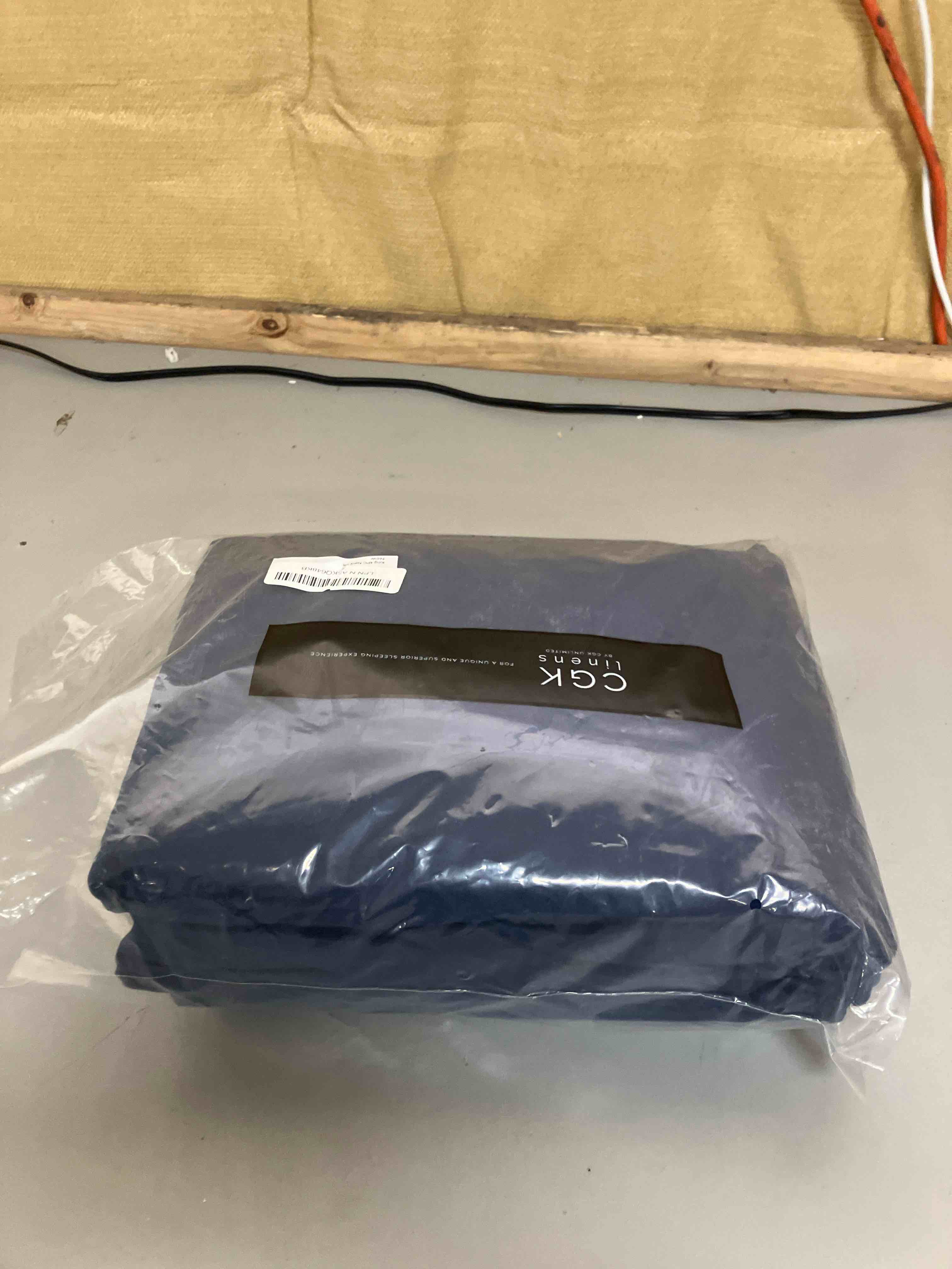 https://s3.amazonaws.com/lotting-images-prod/phillipi/PNK0133228_1741275725865.jpeg