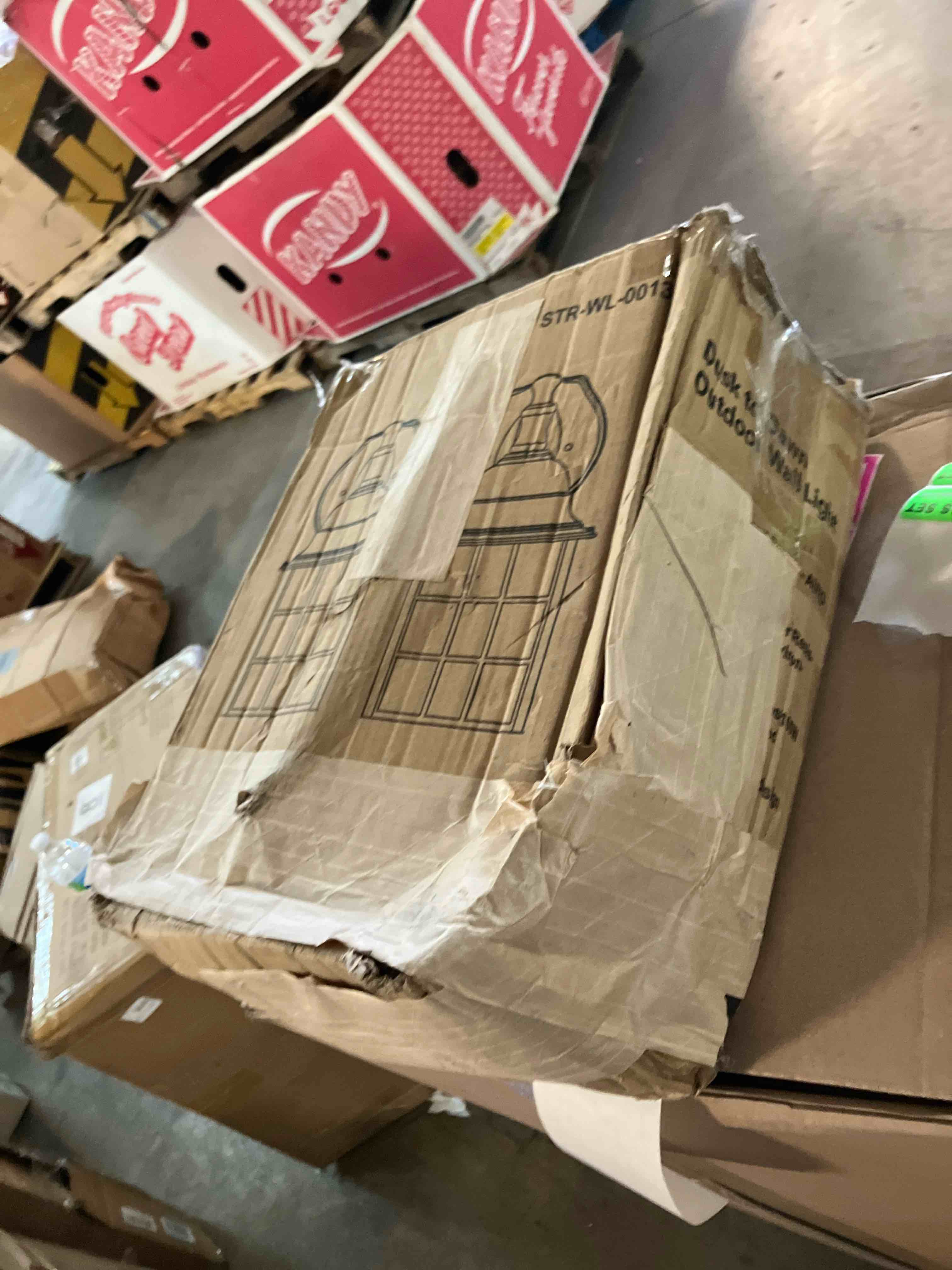 https://s3.amazonaws.com/lotting-images-prod/phillipi/PNK0134215_1728318713541.jpeg