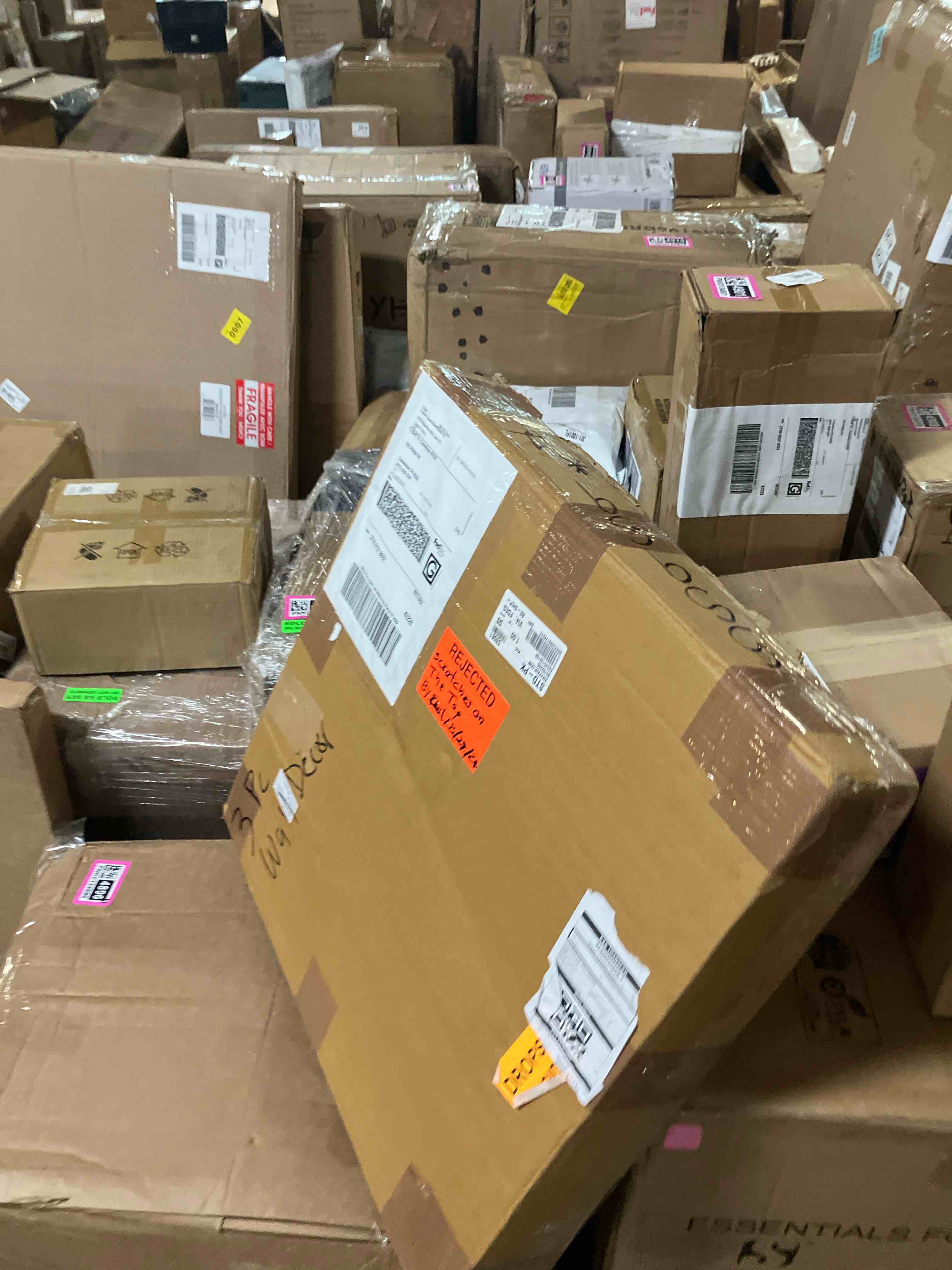 https://s3.amazonaws.com/lotting-images-prod/phillipi/PNK0134894_1727981931856.jpeg