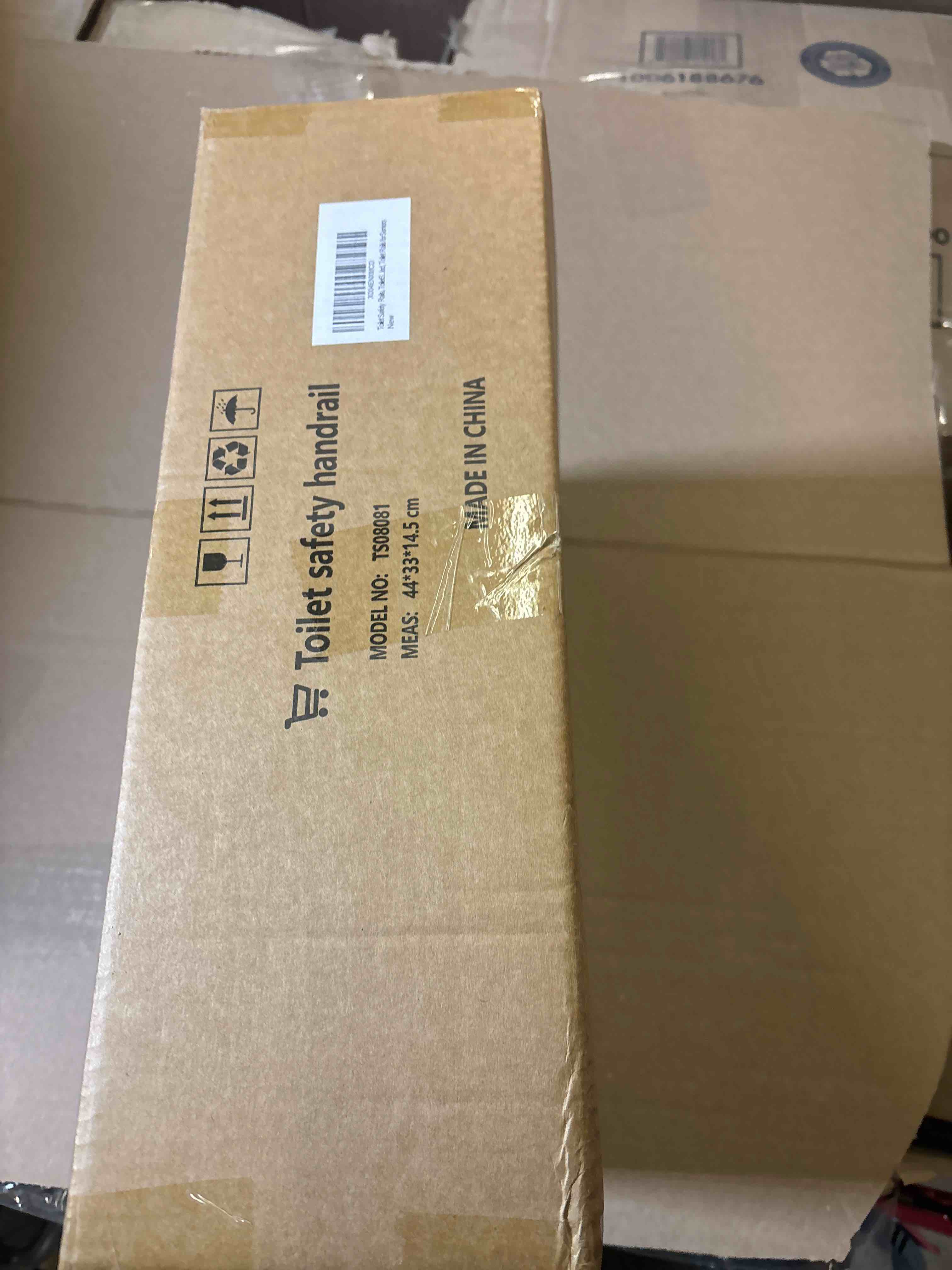 https://s3.amazonaws.com/lotting-images-prod/phillipi/PNK0398661_1740581804566.jpeg