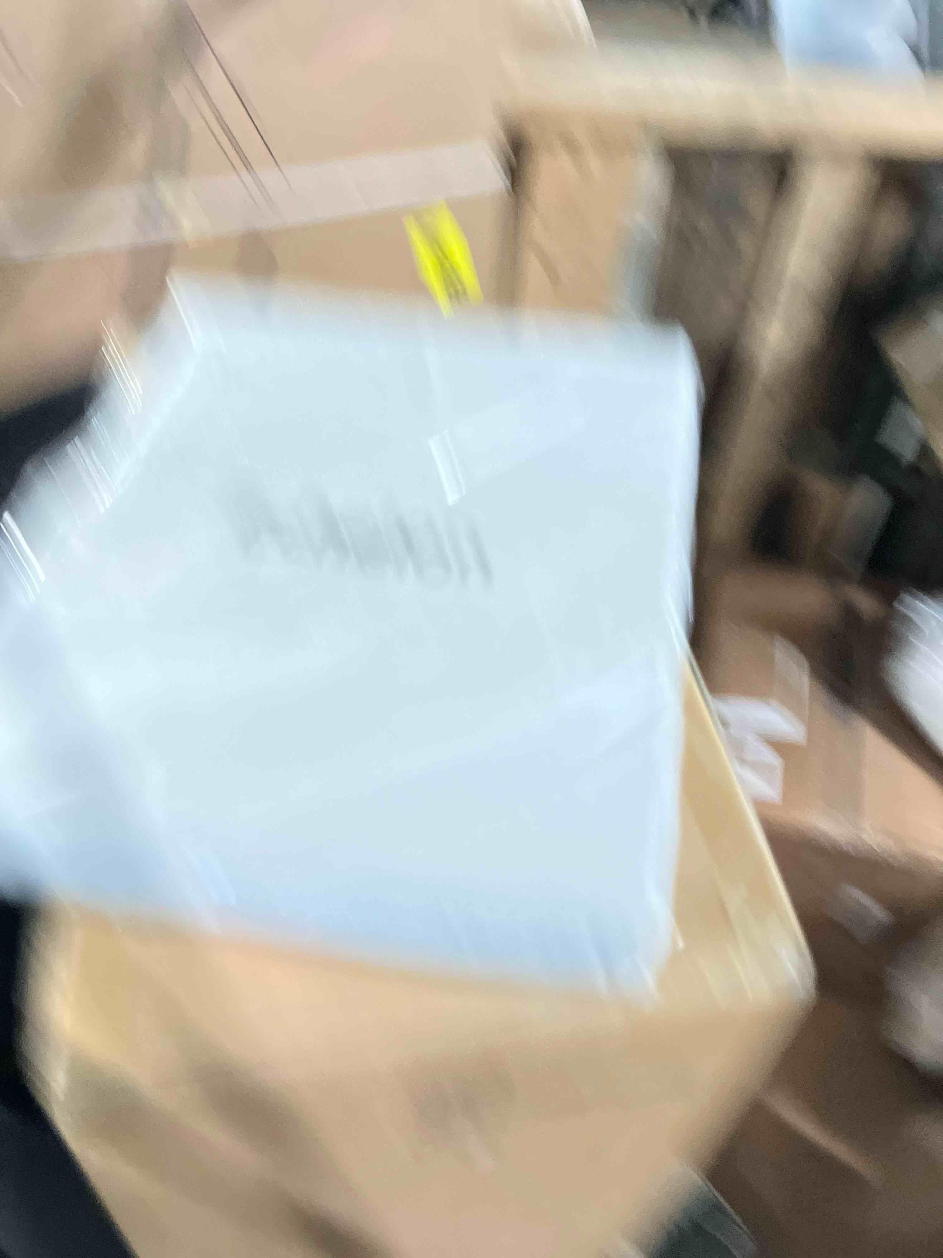 https://s3.amazonaws.com/lotting-images-prod/phillipi/PNK0398901_1740521290666.jpeg