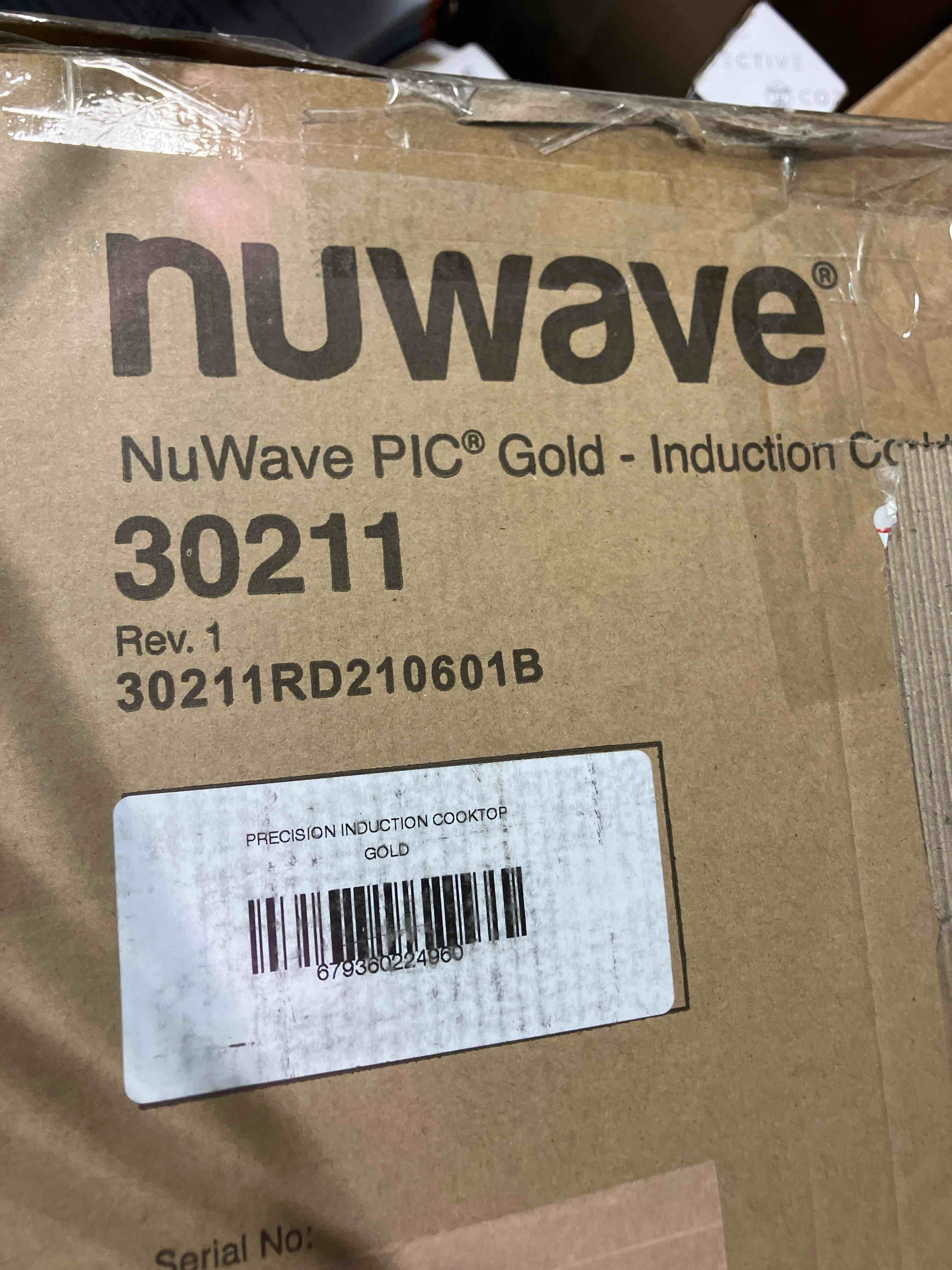 https://s3.amazonaws.com/lotting-images-prod/phillipi/PNK0399032_1740427530943.jpeg