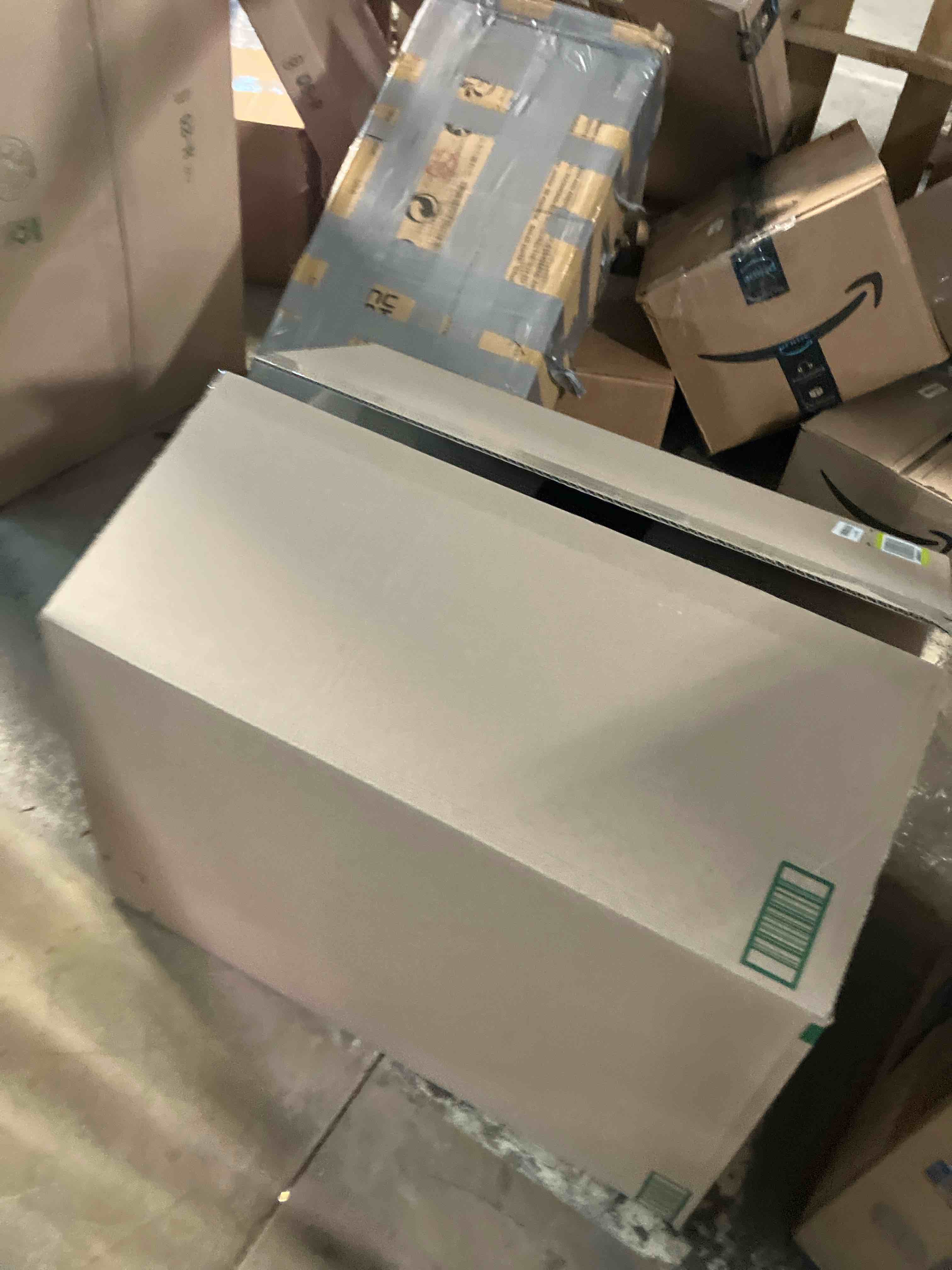 https://s3.amazonaws.com/lotting-images-prod/phillipi/PNK0399066_1740435794384.jpeg
