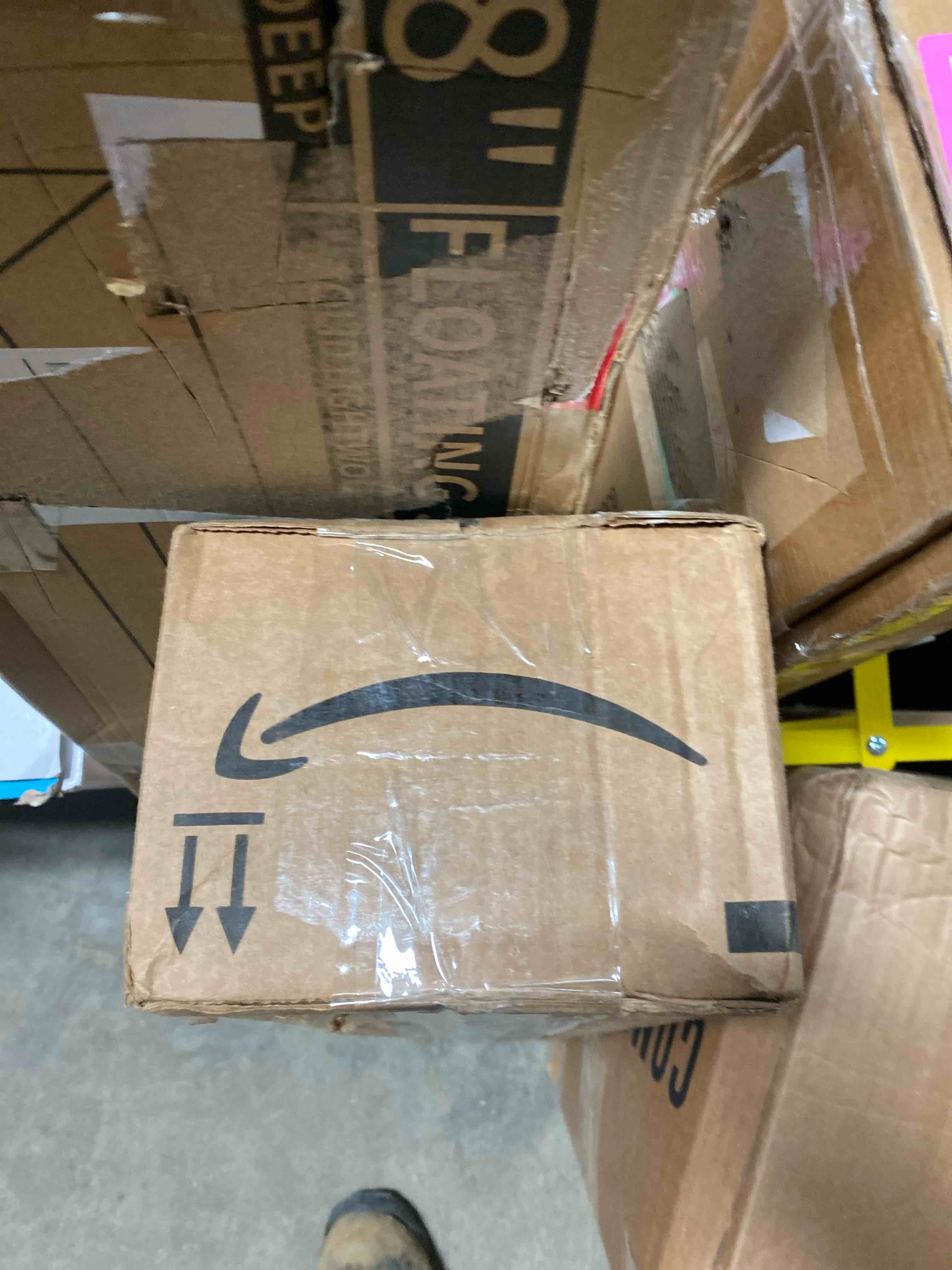 https://s3.amazonaws.com/lotting-images-prod/phillipi/PNK0399761_1739827361854.jpeg