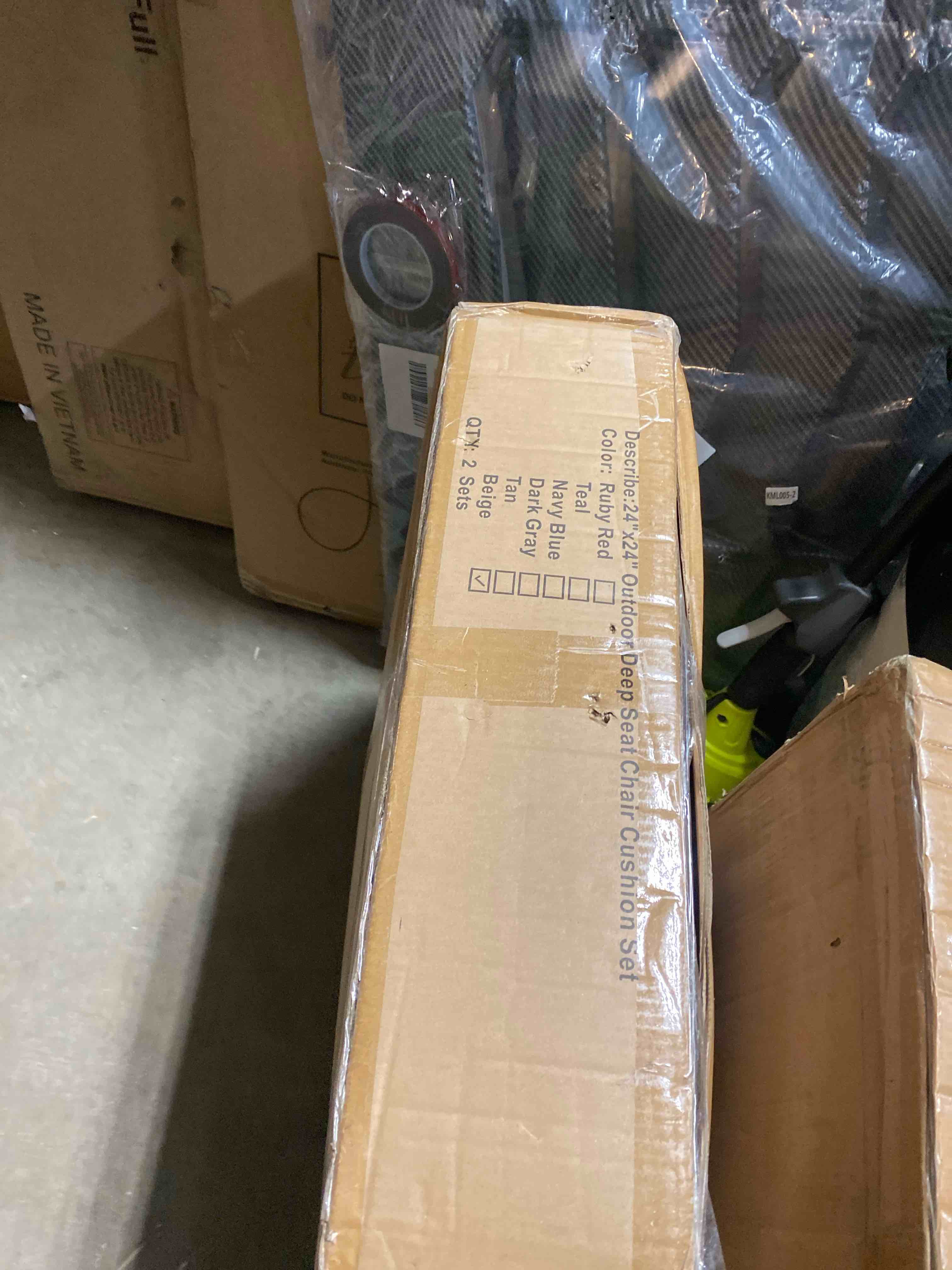 https://s3.amazonaws.com/lotting-images-prod/phillipi/PNK0399786_1739831076062.jpeg