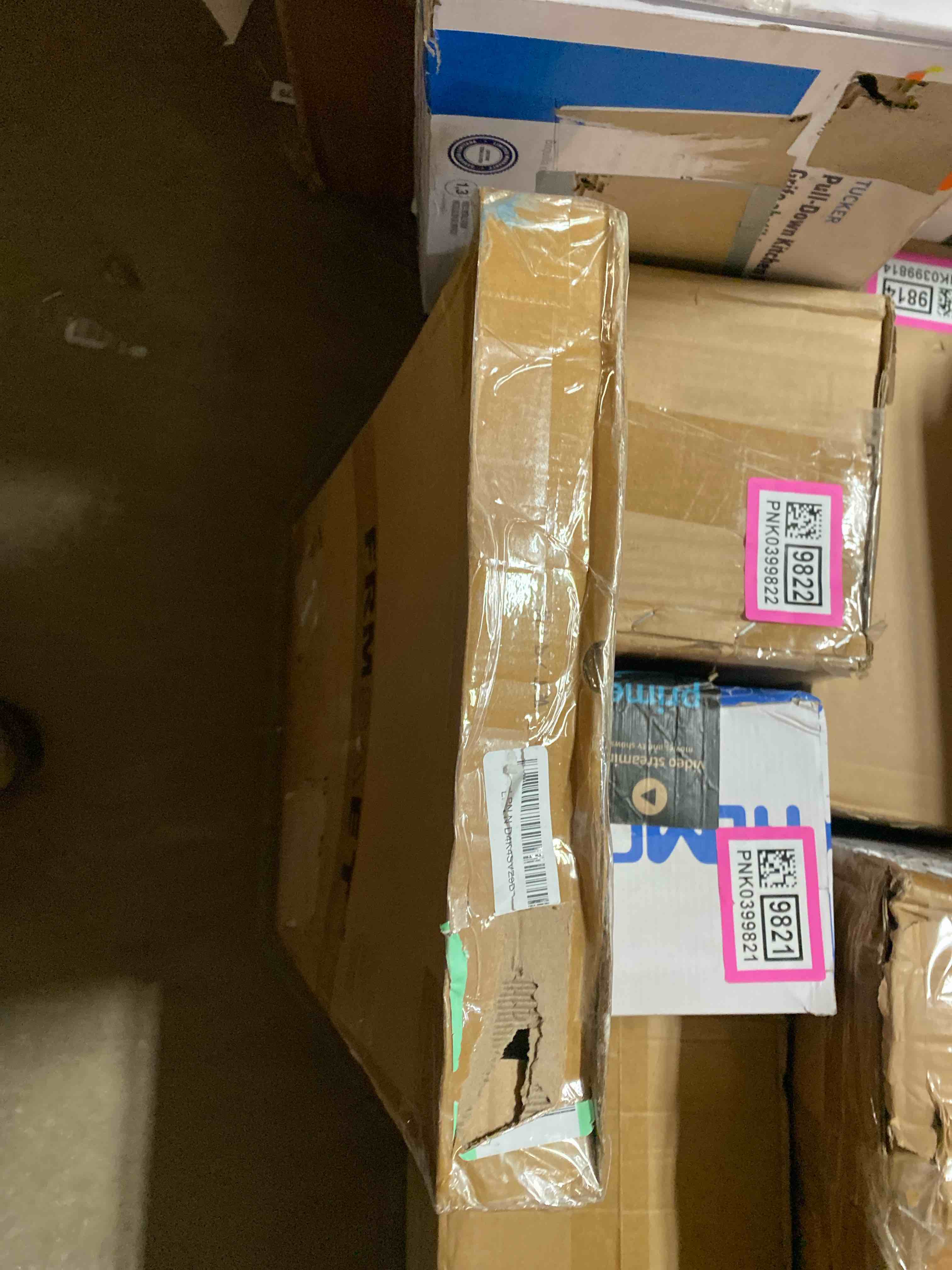 https://s3.amazonaws.com/lotting-images-prod/phillipi/PNK0399824_1739908373702.jpeg