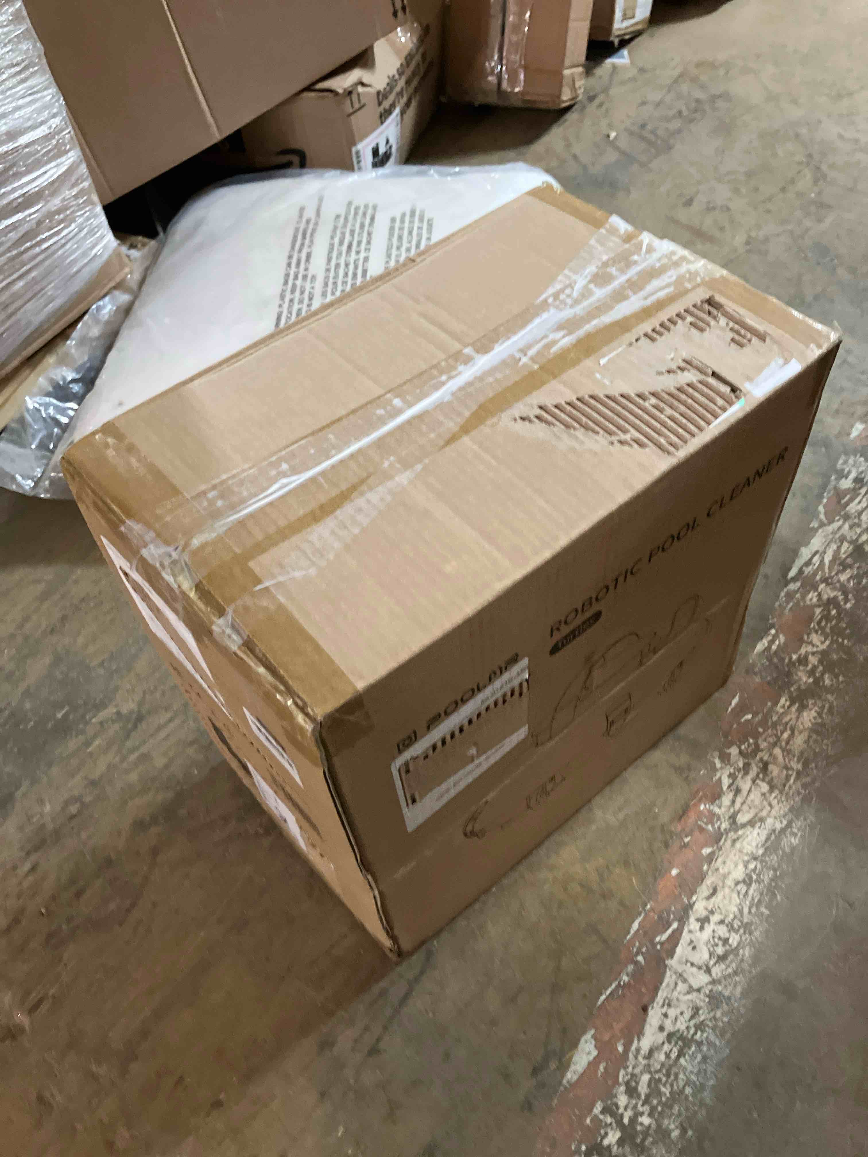 https://s3.amazonaws.com/lotting-images-prod/phillipi/PNK0399987_1739895023612.jpeg