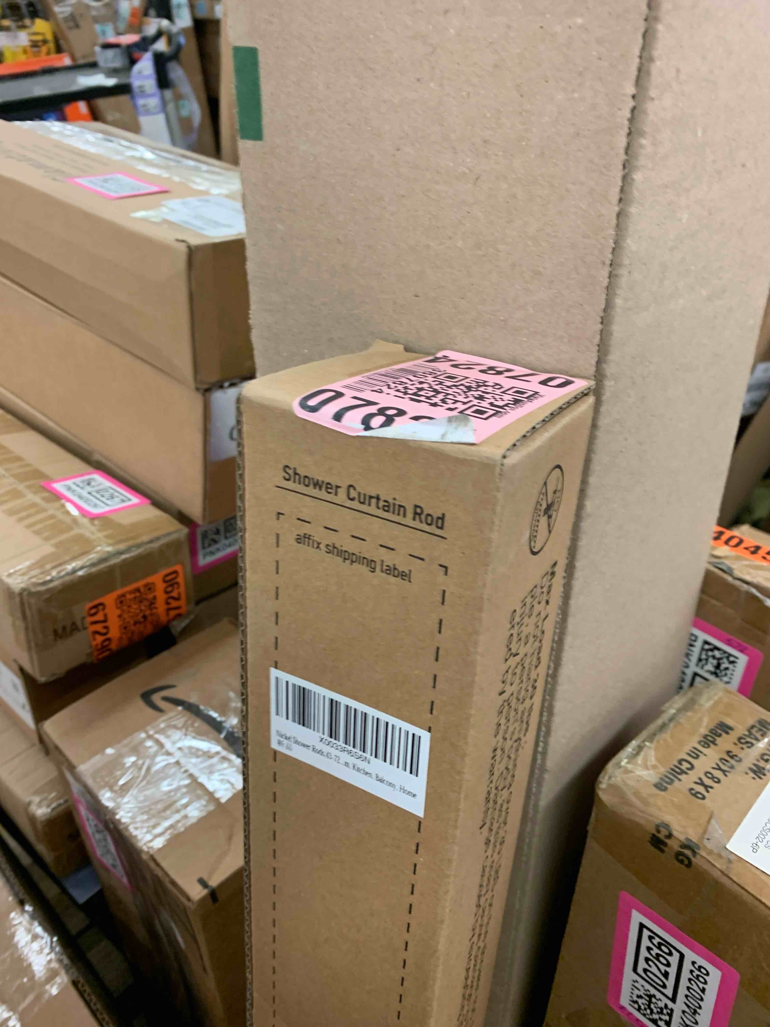 https://s3.amazonaws.com/lotting-images-prod/phillipi/PNK0400264_1744211207606.jpeg