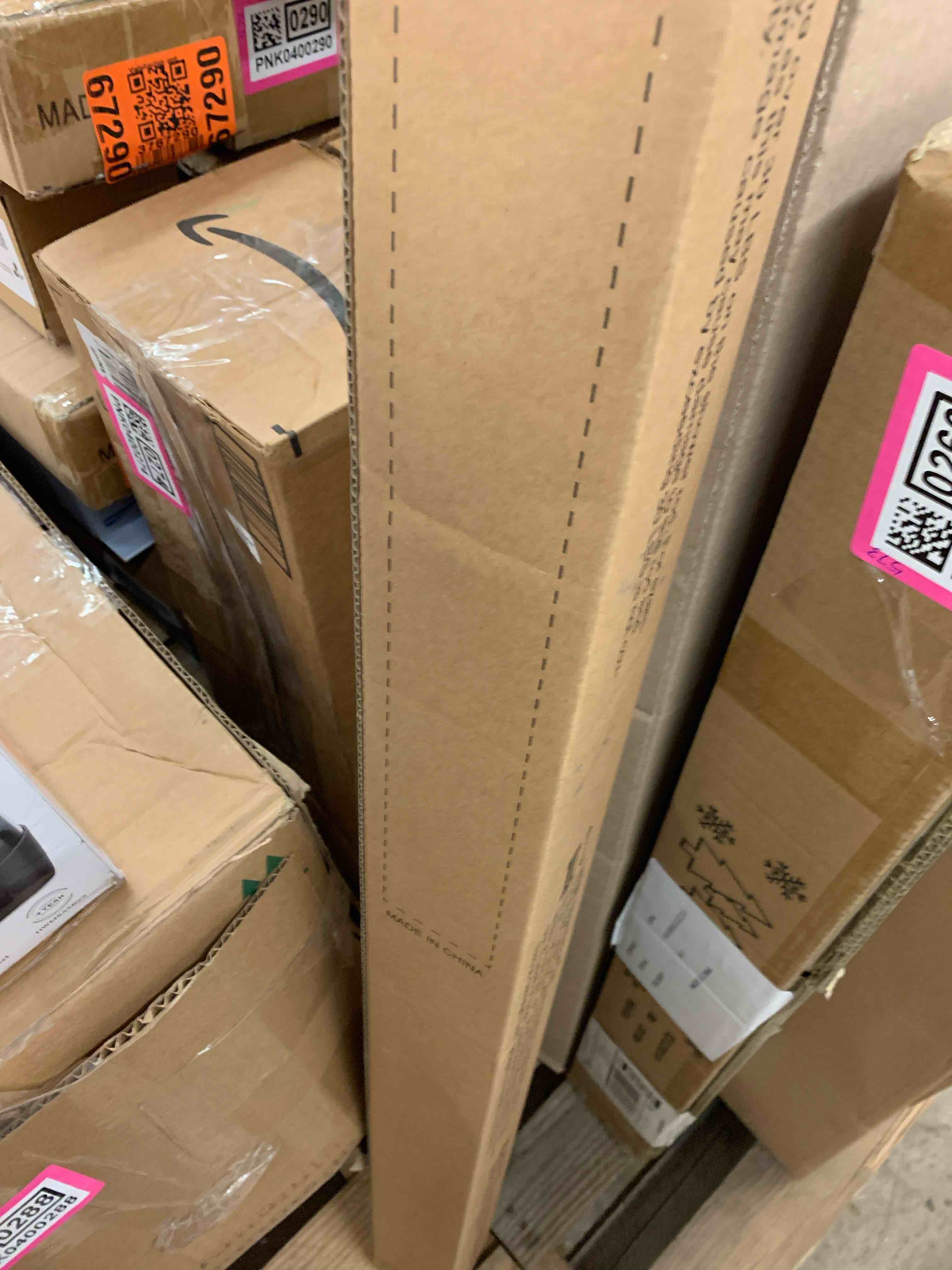 https://s3.amazonaws.com/lotting-images-prod/phillipi/PNK0400264_1744211208735.jpeg