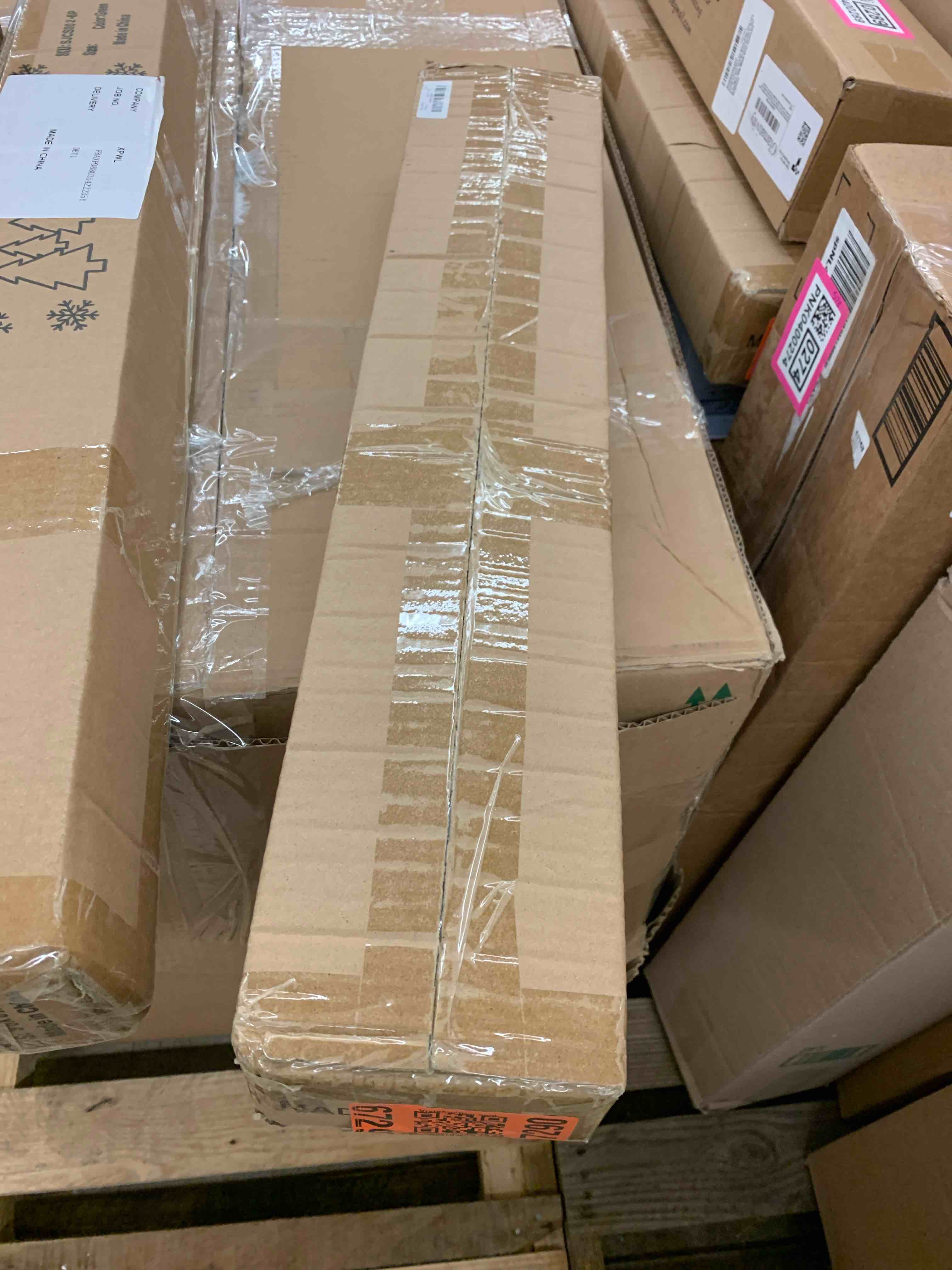 https://s3.amazonaws.com/lotting-images-prod/phillipi/PNK0400267_1744210934658.jpeg