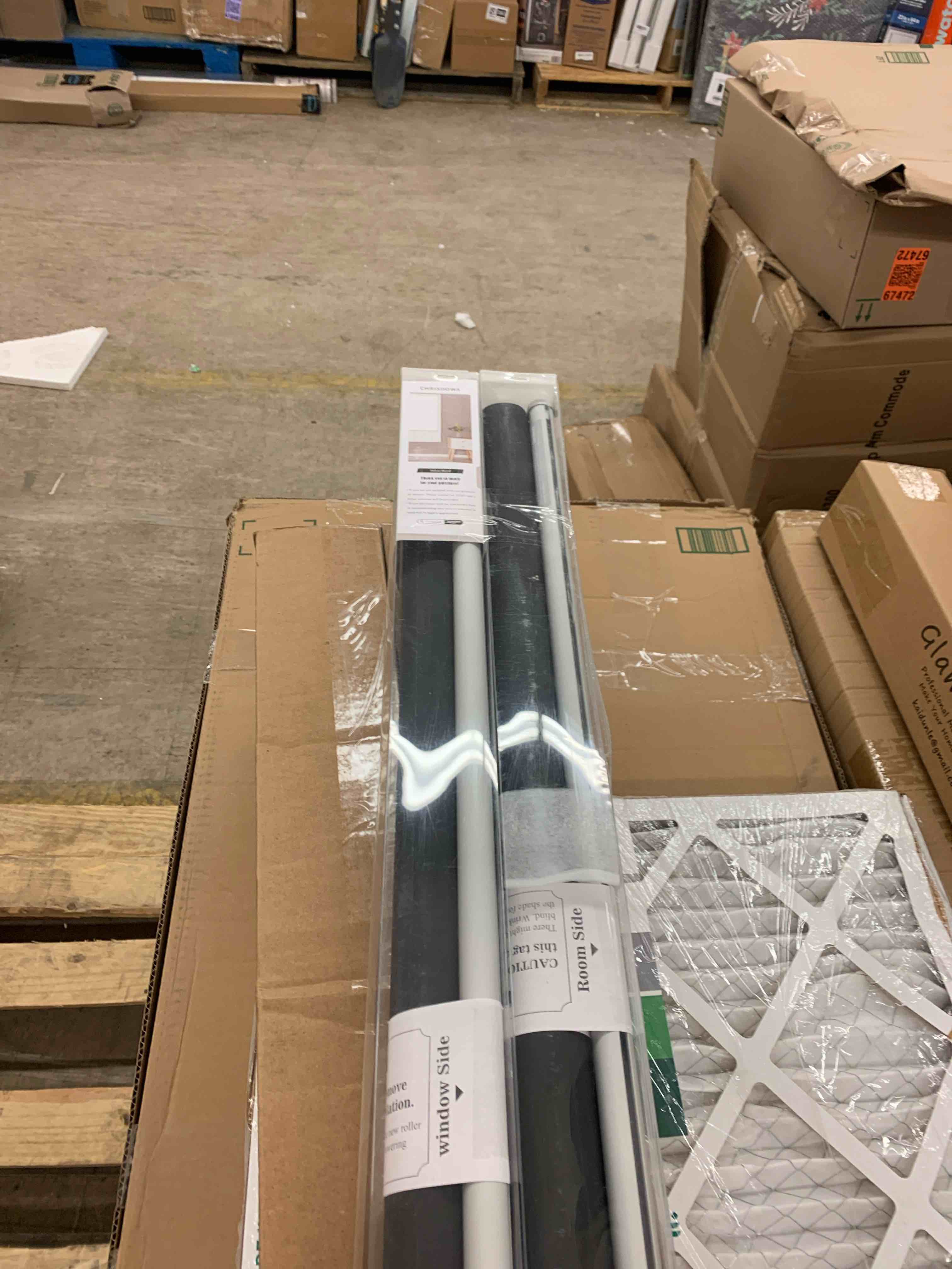 https://s3.amazonaws.com/lotting-images-prod/phillipi/PNK0400275_1744209303163.jpeg