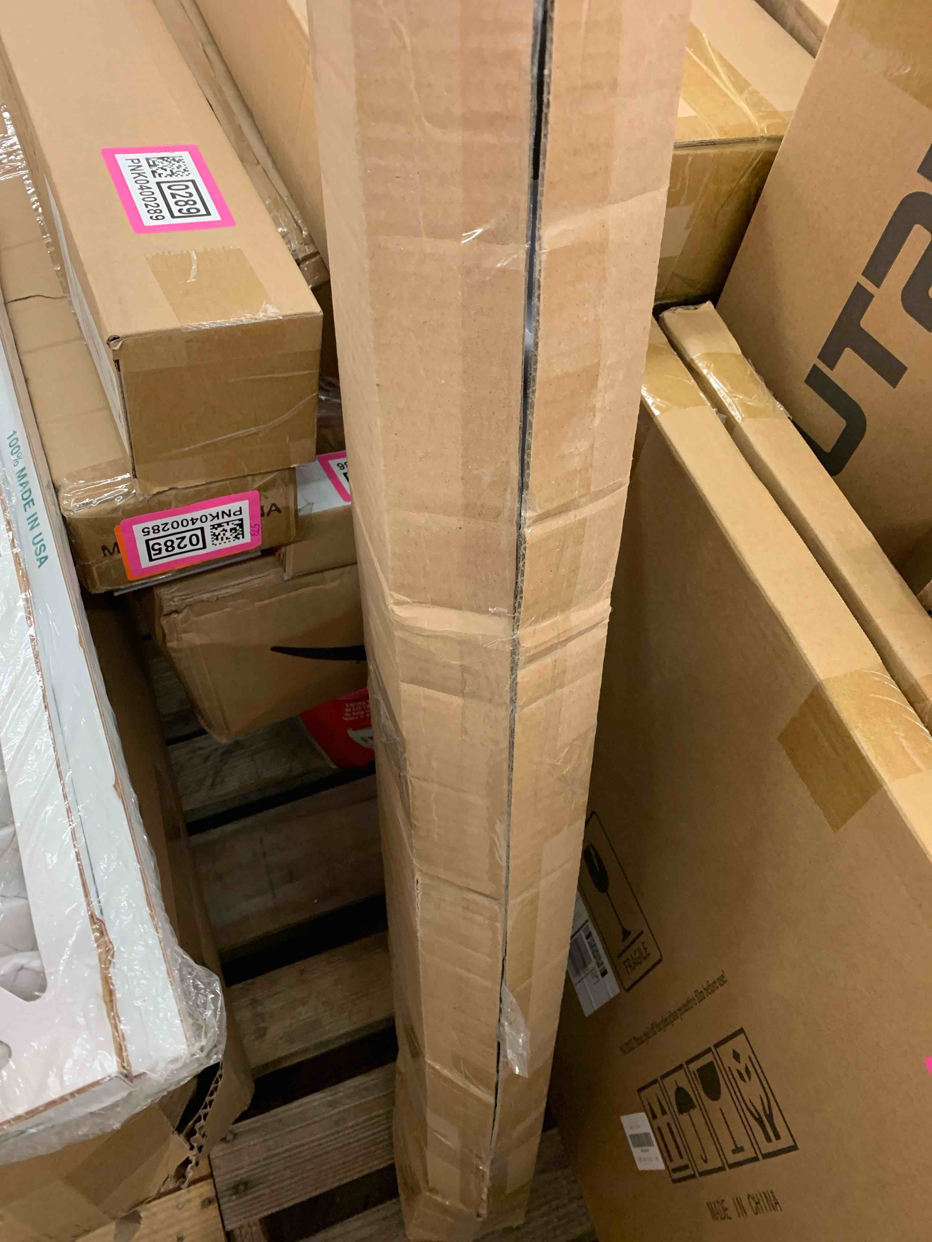 https://s3.amazonaws.com/lotting-images-prod/phillipi/PNK0400277_1744208842999.jpeg