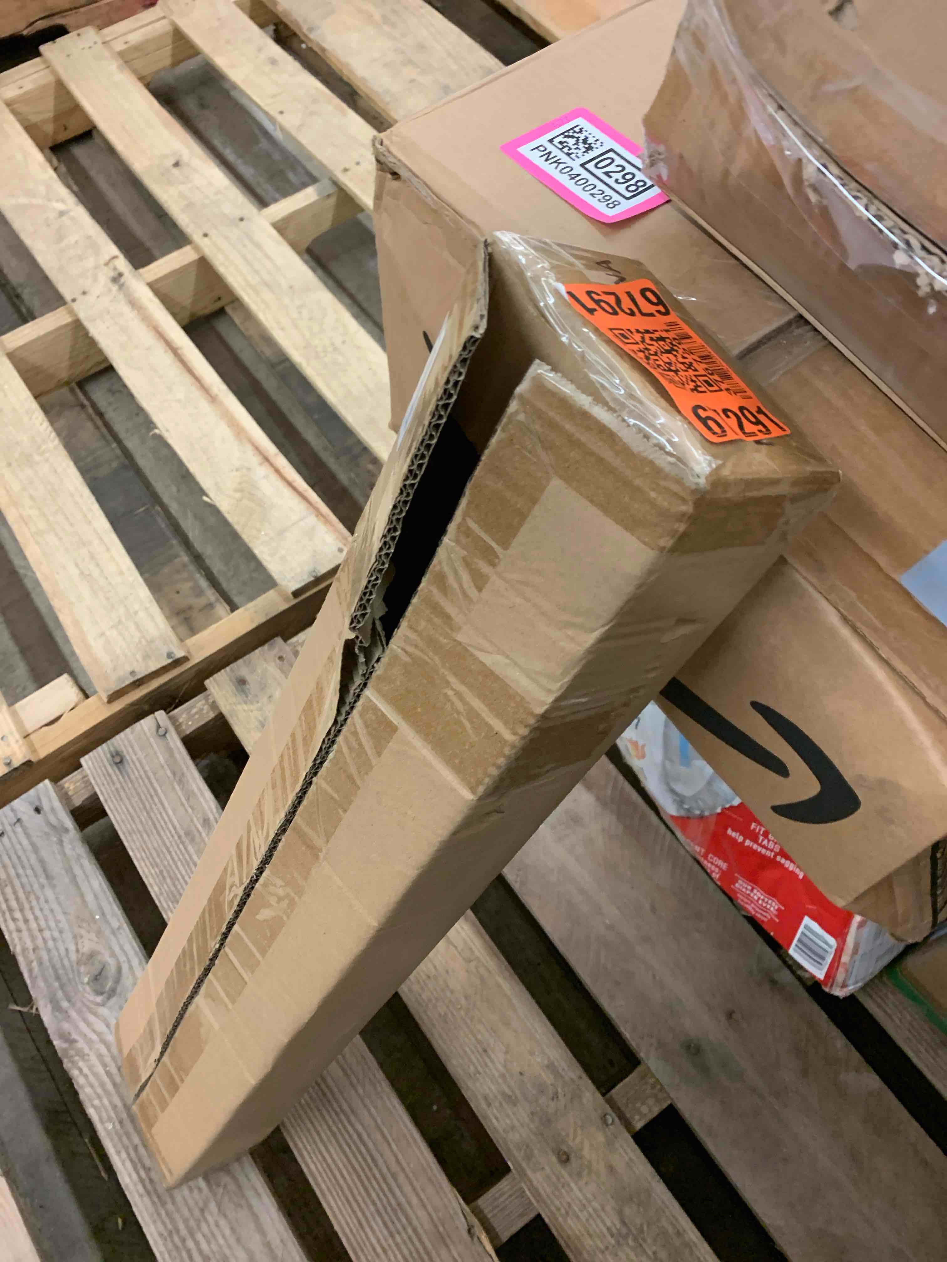 https://s3.amazonaws.com/lotting-images-prod/phillipi/PNK0400295_1744140070238.jpeg