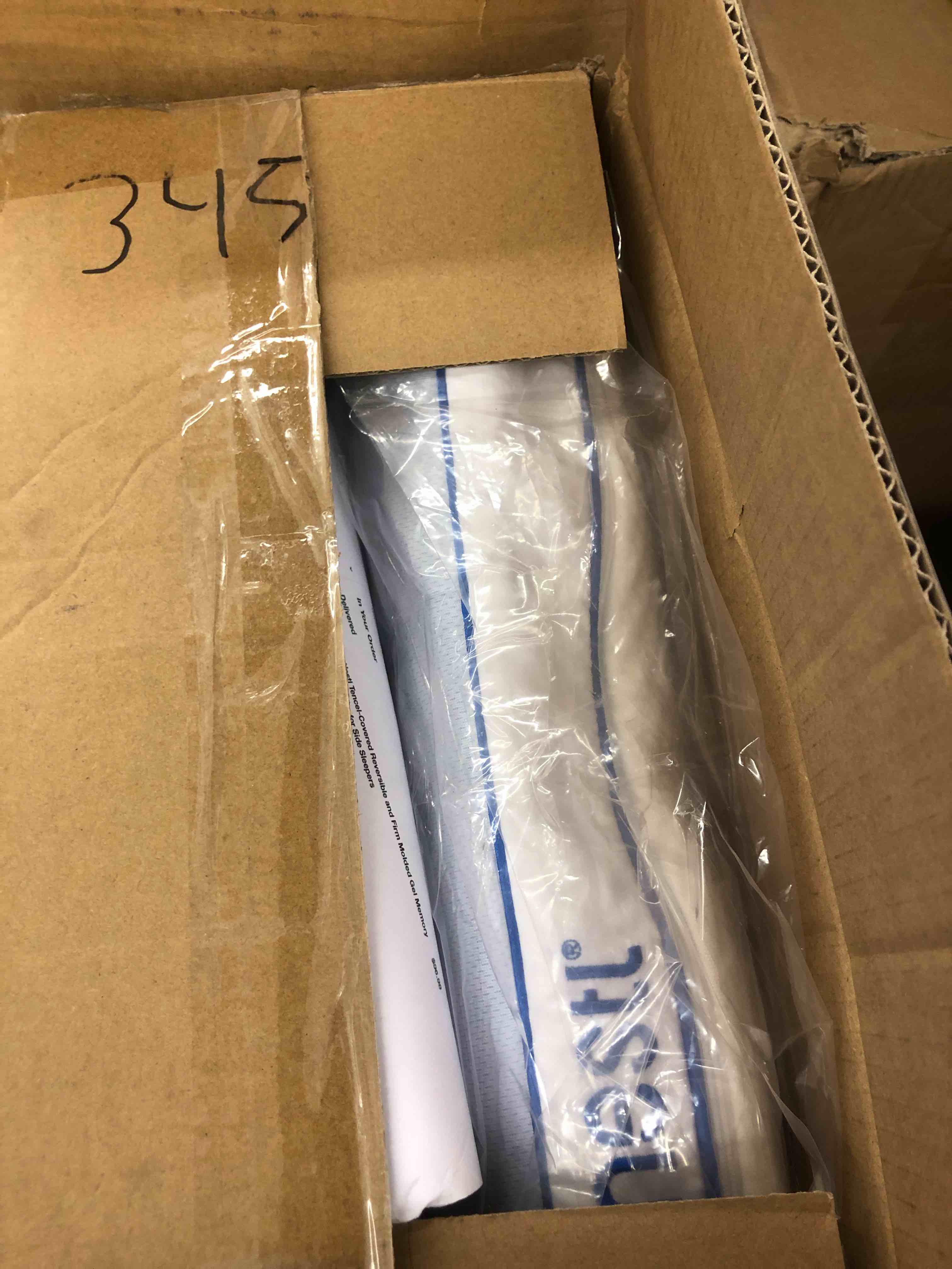 https://s3.amazonaws.com/lotting-images-prod/phillipi/PNK0401328_1740414268993.jpeg