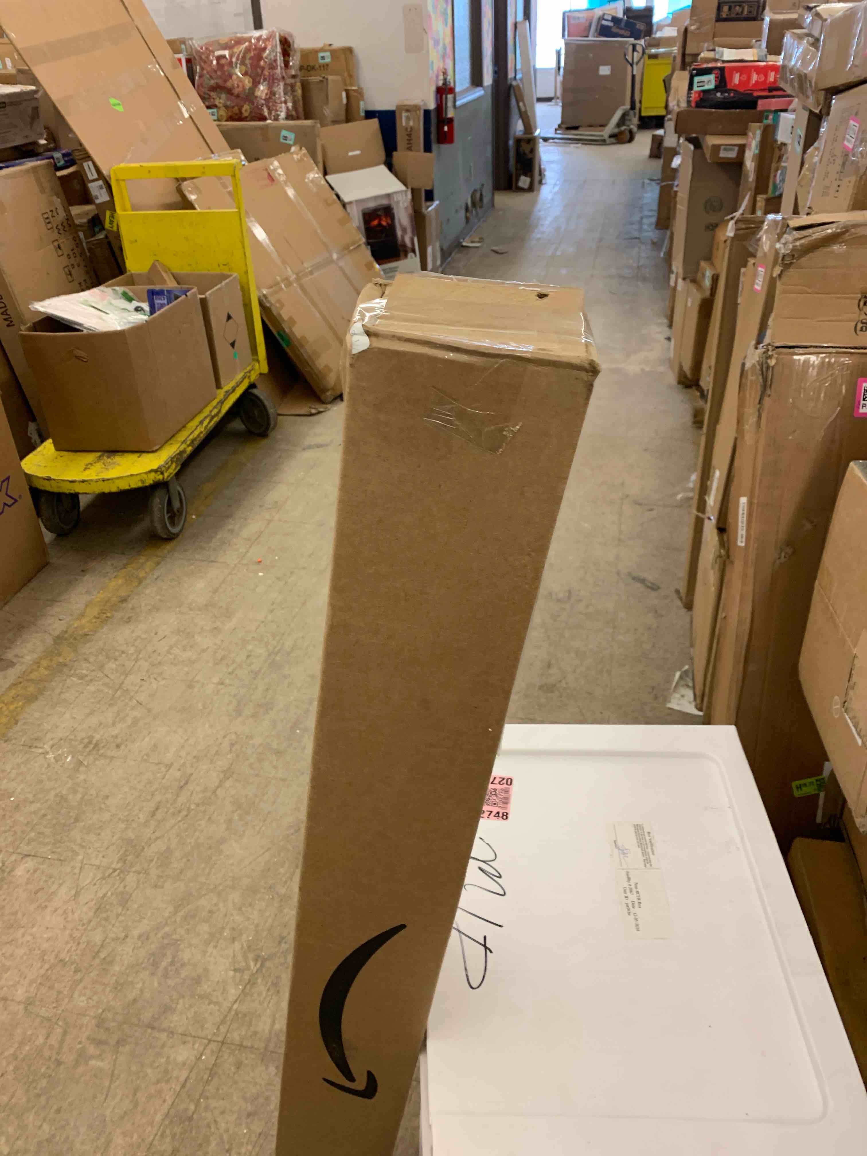 https://s3.amazonaws.com/lotting-images-prod/phillipi/PNK0401487_1739983910917.jpeg