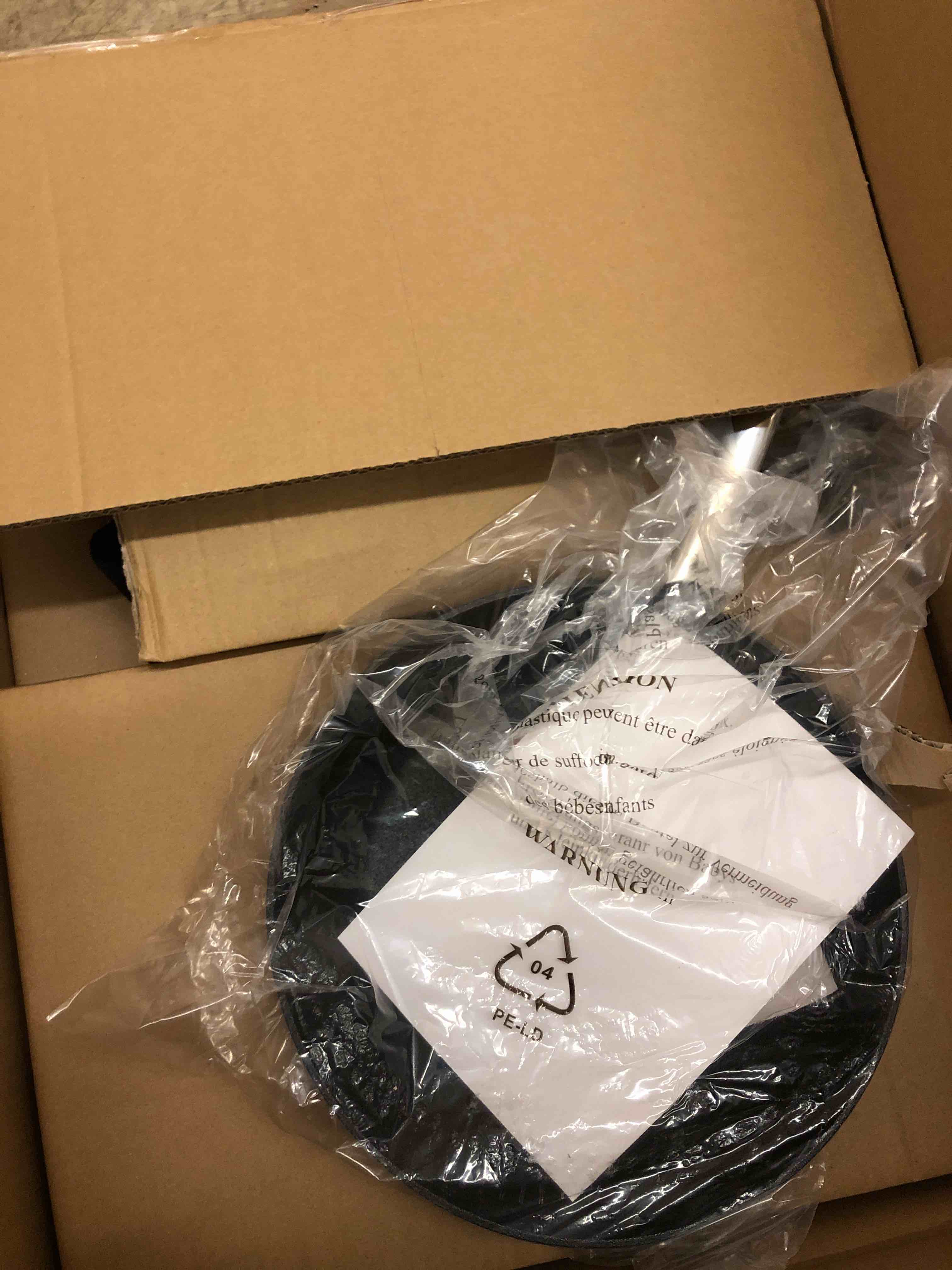 https://s3.amazonaws.com/lotting-images-prod/phillipi/PNK0401500_1739981292440.jpeg