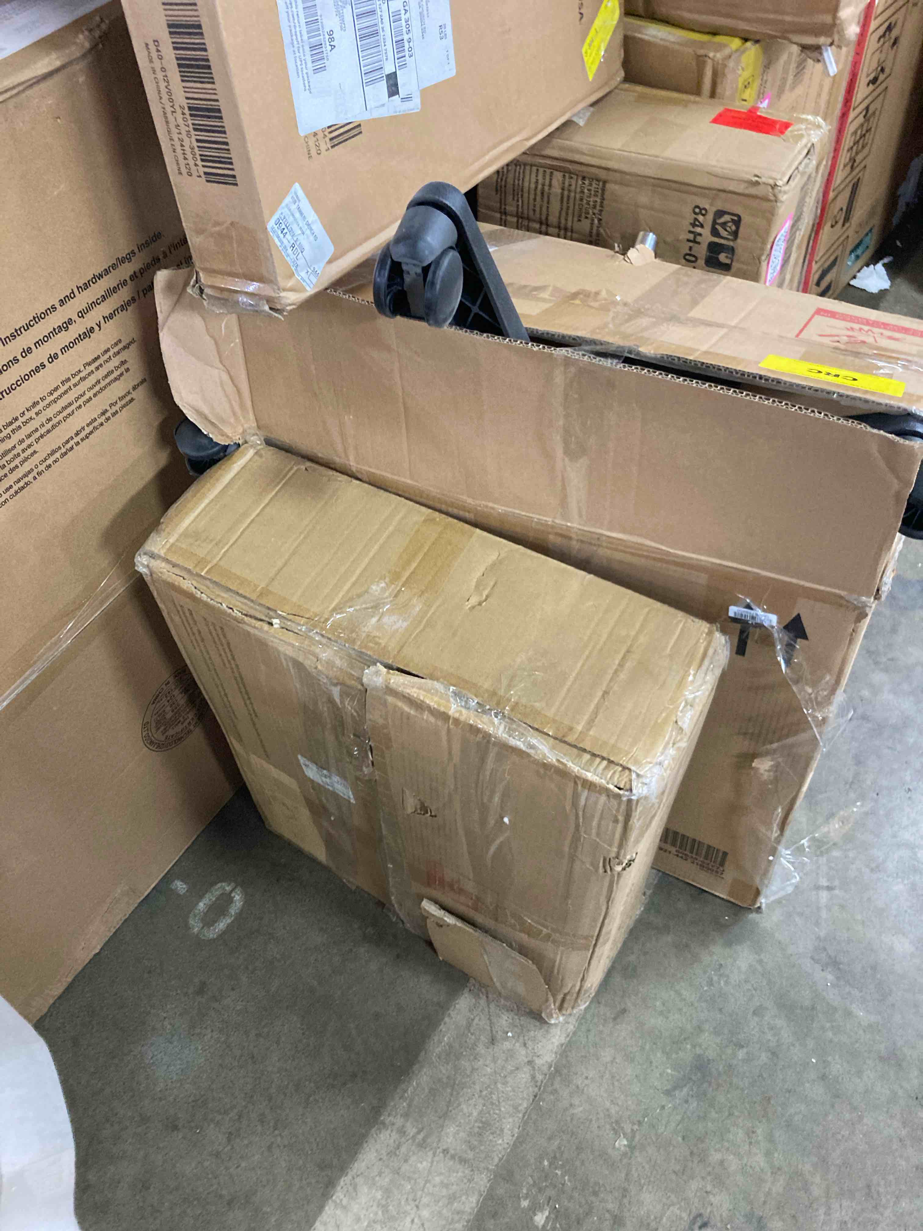 https://s3.amazonaws.com/lotting-images-prod/phillipi/PNK0402102_1744146295049.jpeg