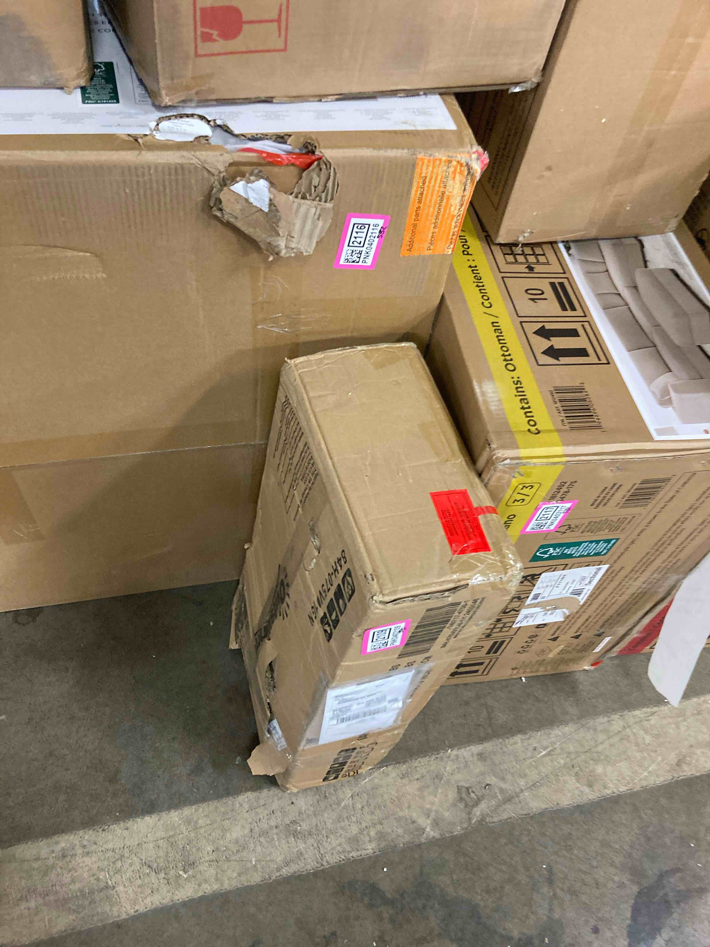 https://s3.amazonaws.com/lotting-images-prod/phillipi/PNK0402109_1744144316090.jpeg