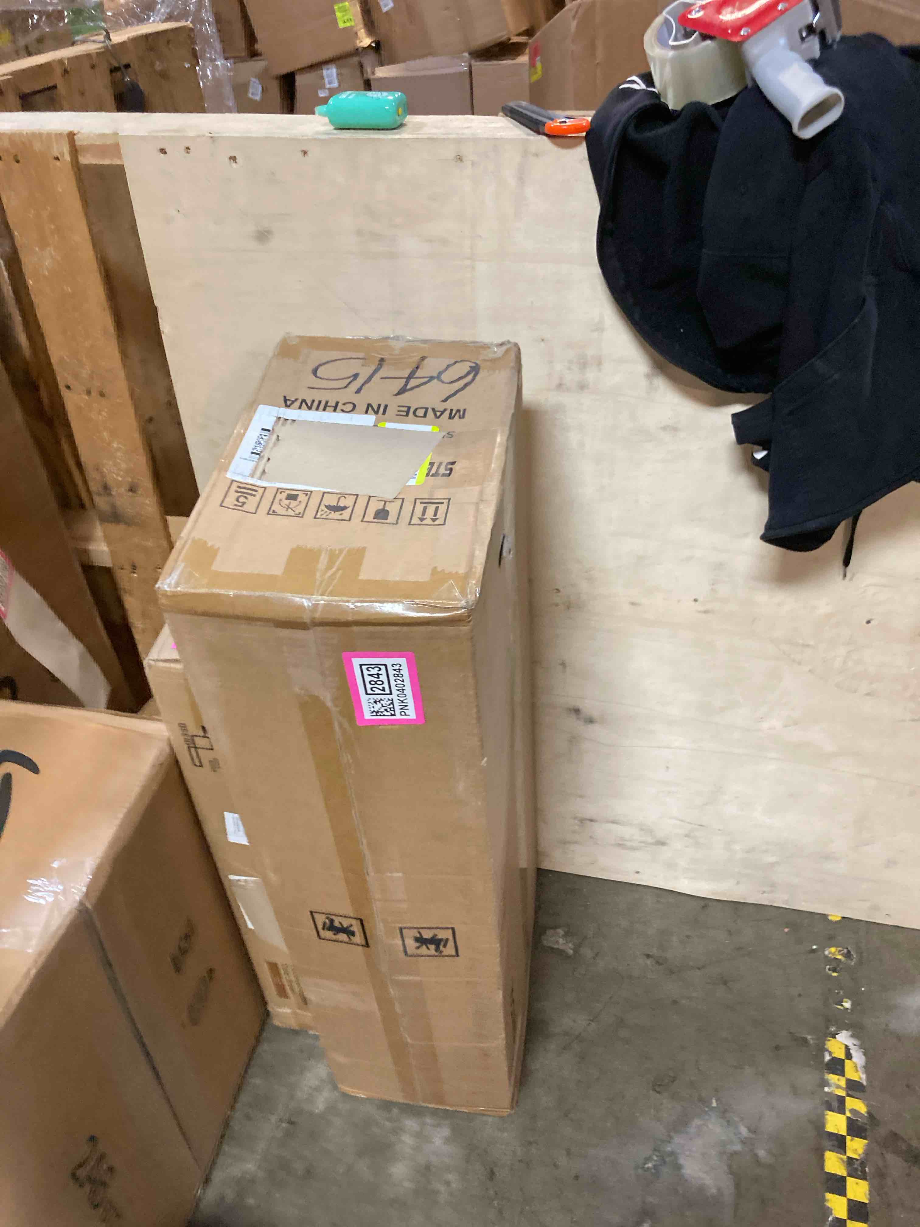 https://s3.amazonaws.com/lotting-images-prod/phillipi/PNK0402843_1742572304536.jpeg