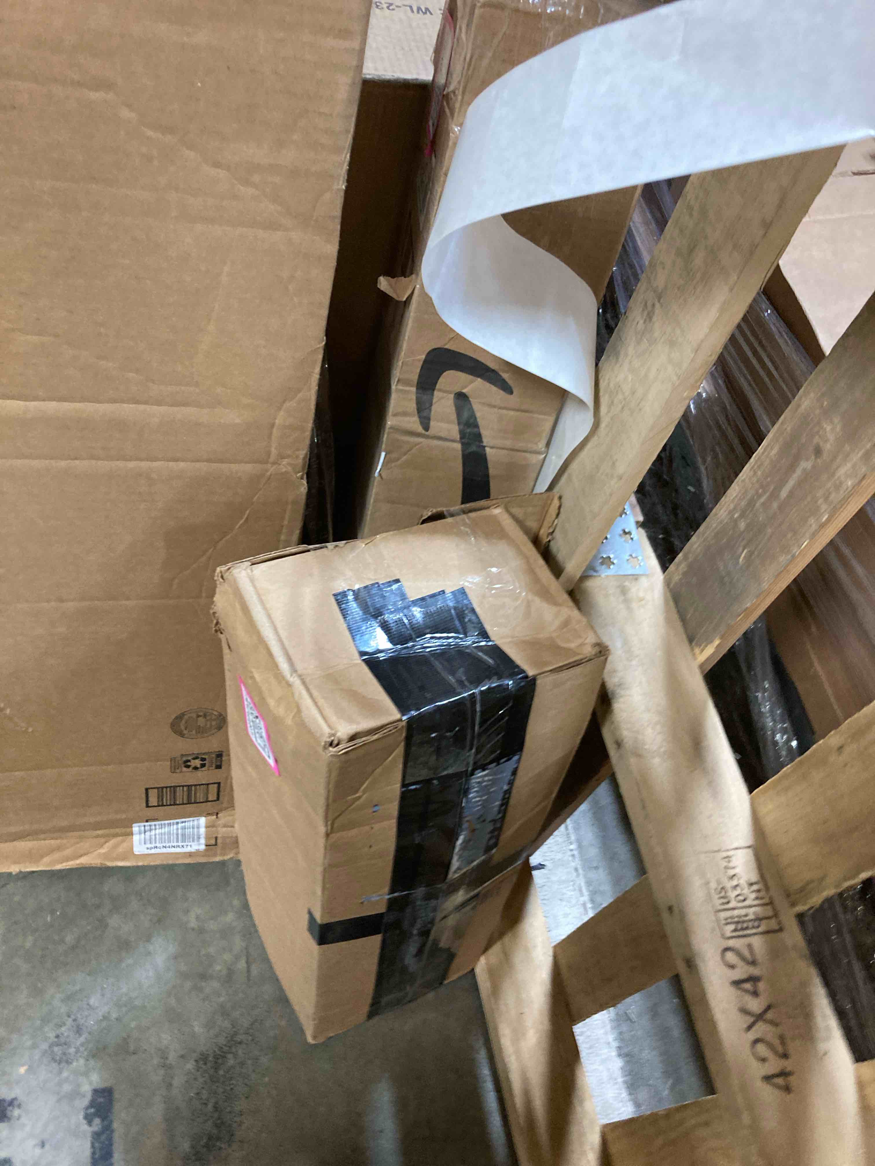 https://s3.amazonaws.com/lotting-images-prod/phillipi/PNK0402871_1742502256311.jpeg