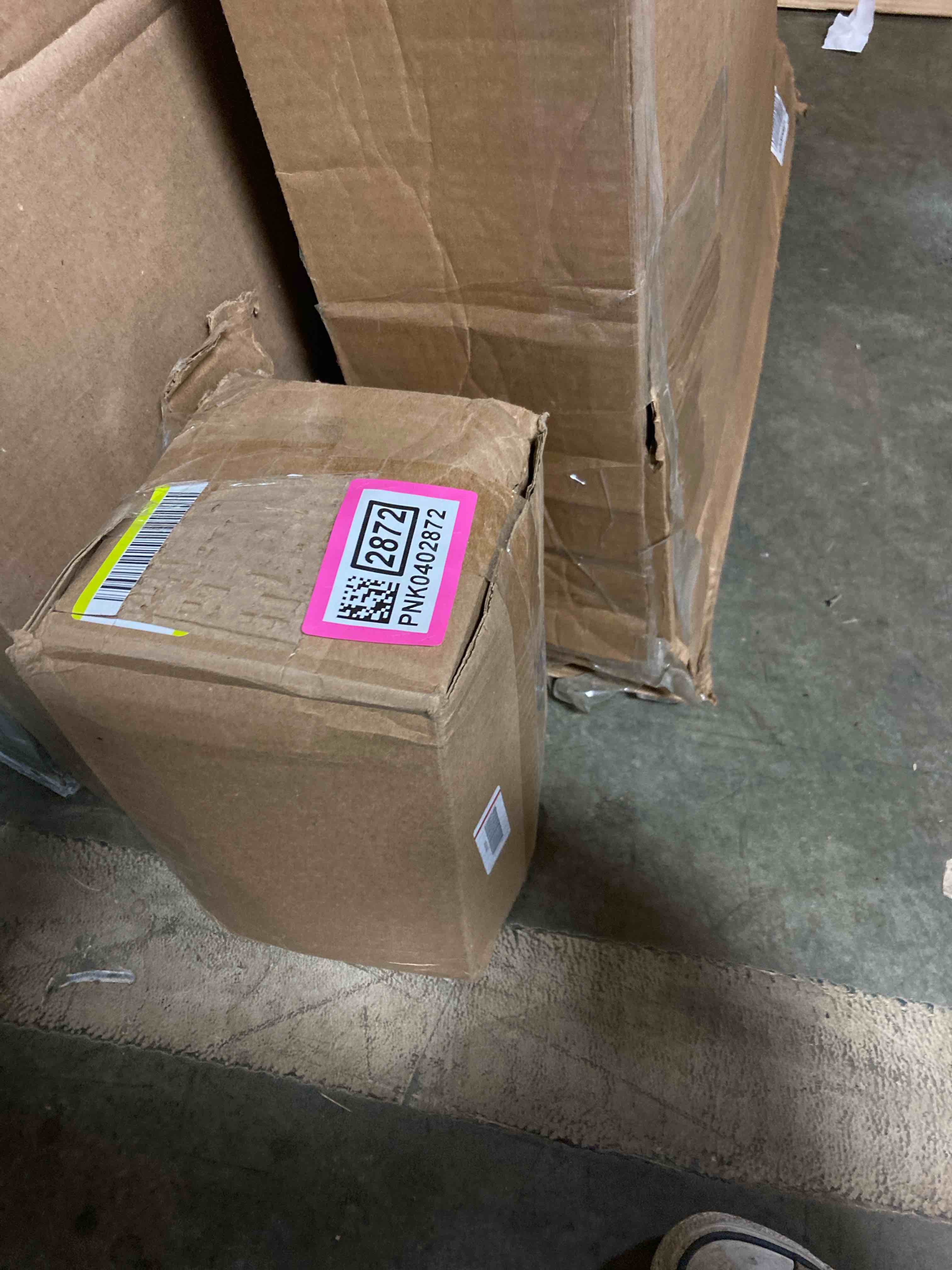 https://s3.amazonaws.com/lotting-images-prod/phillipi/PNK0402872_1742502148310.jpeg