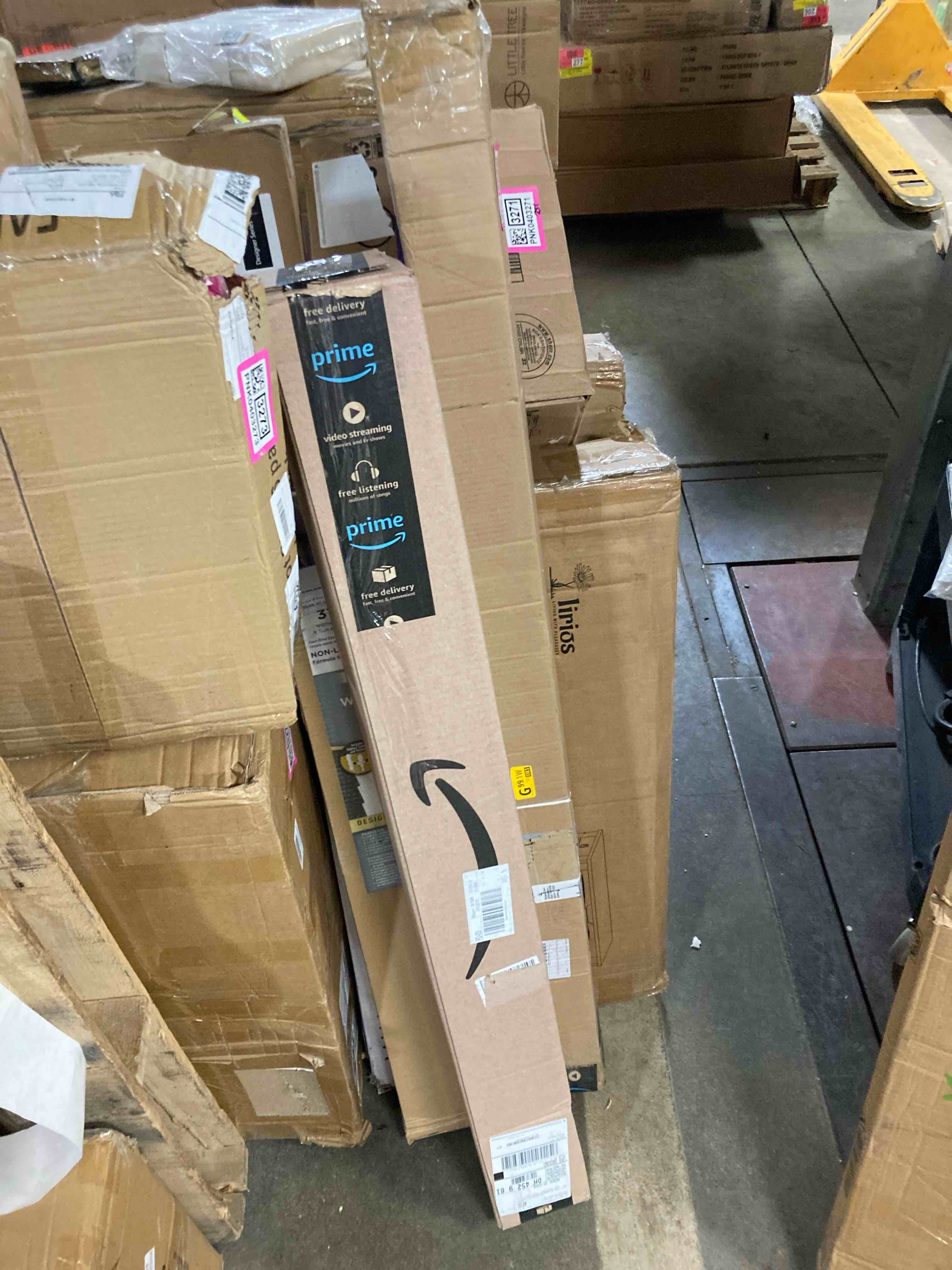 https://s3.amazonaws.com/lotting-images-prod/phillipi/PNK0403268_1741704108161.jpeg