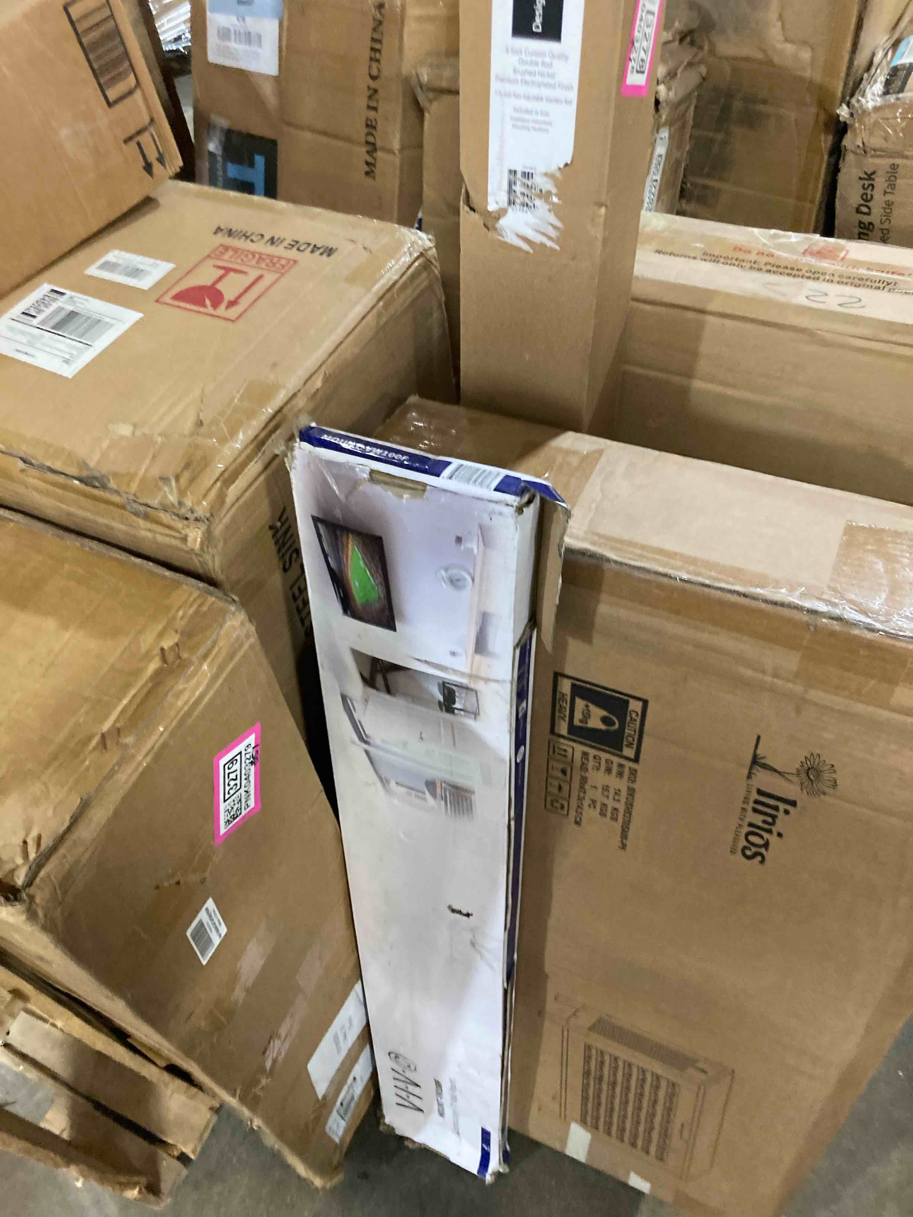 https://s3.amazonaws.com/lotting-images-prod/phillipi/PNK0403275_1741703199639.jpeg