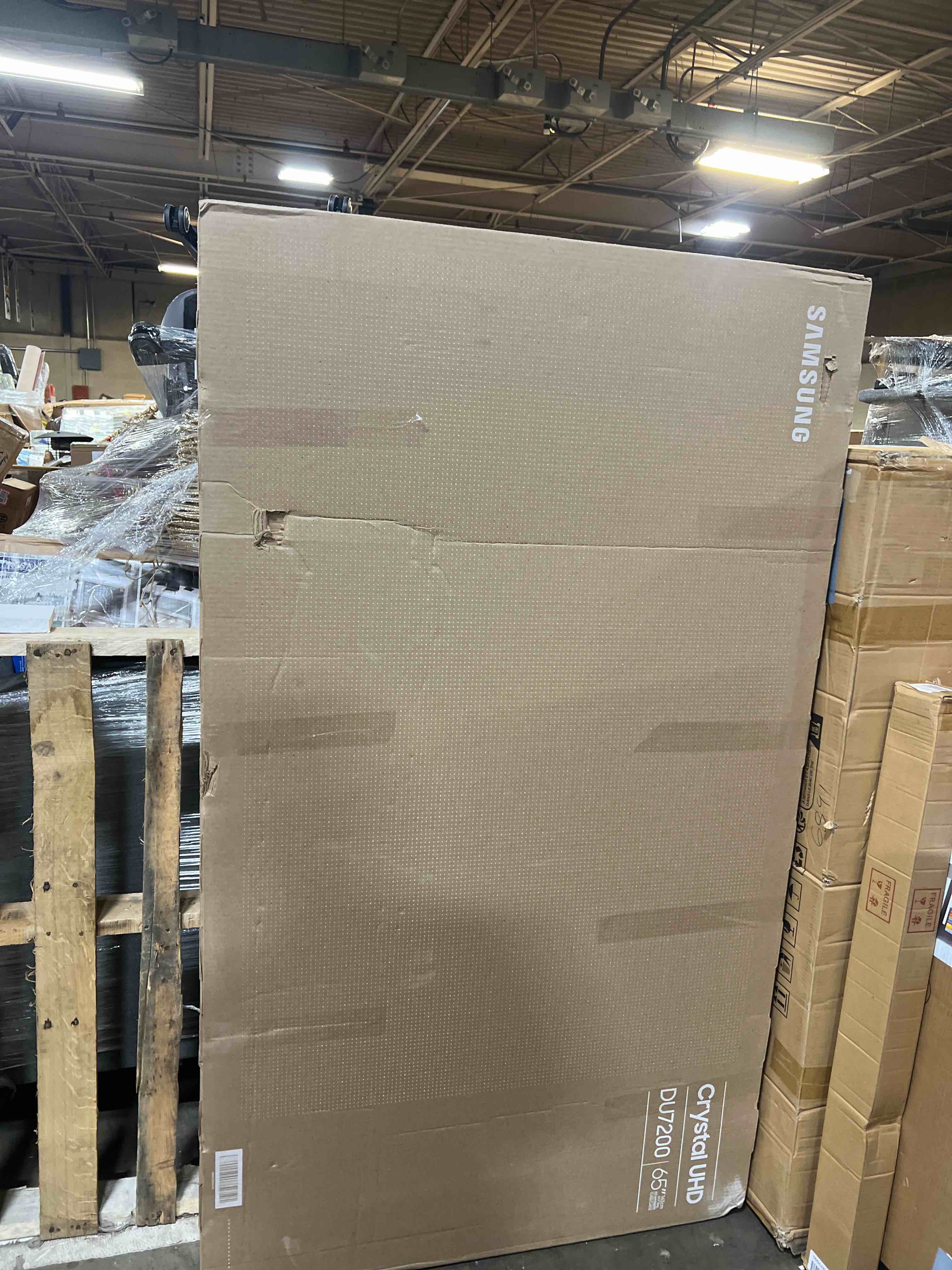 https://s3.amazonaws.com/lotting-images-prod/phillipi/PNK0403601_1740052950811.jpeg