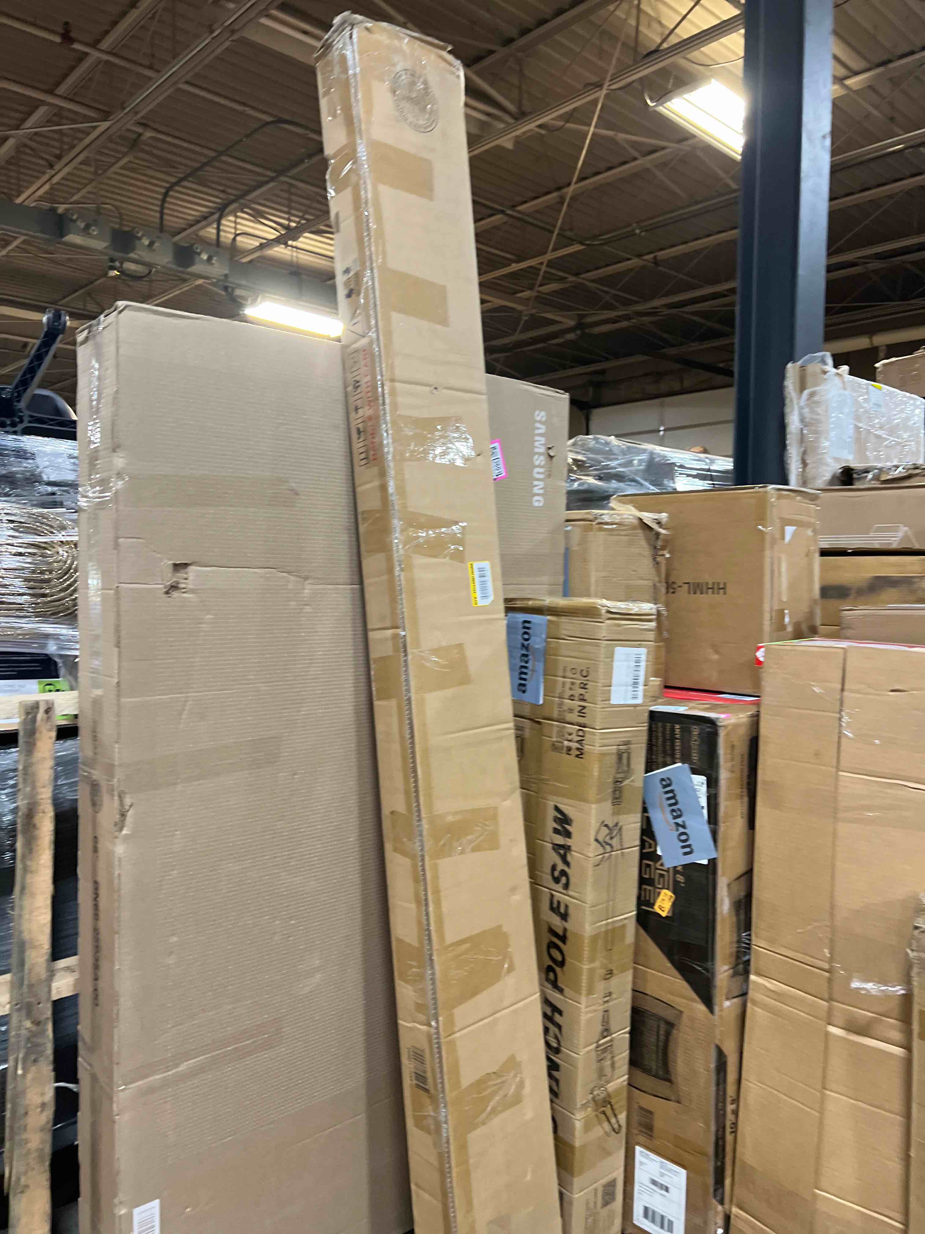 https://s3.amazonaws.com/lotting-images-prod/phillipi/PNK0403607_1740053773270.jpeg