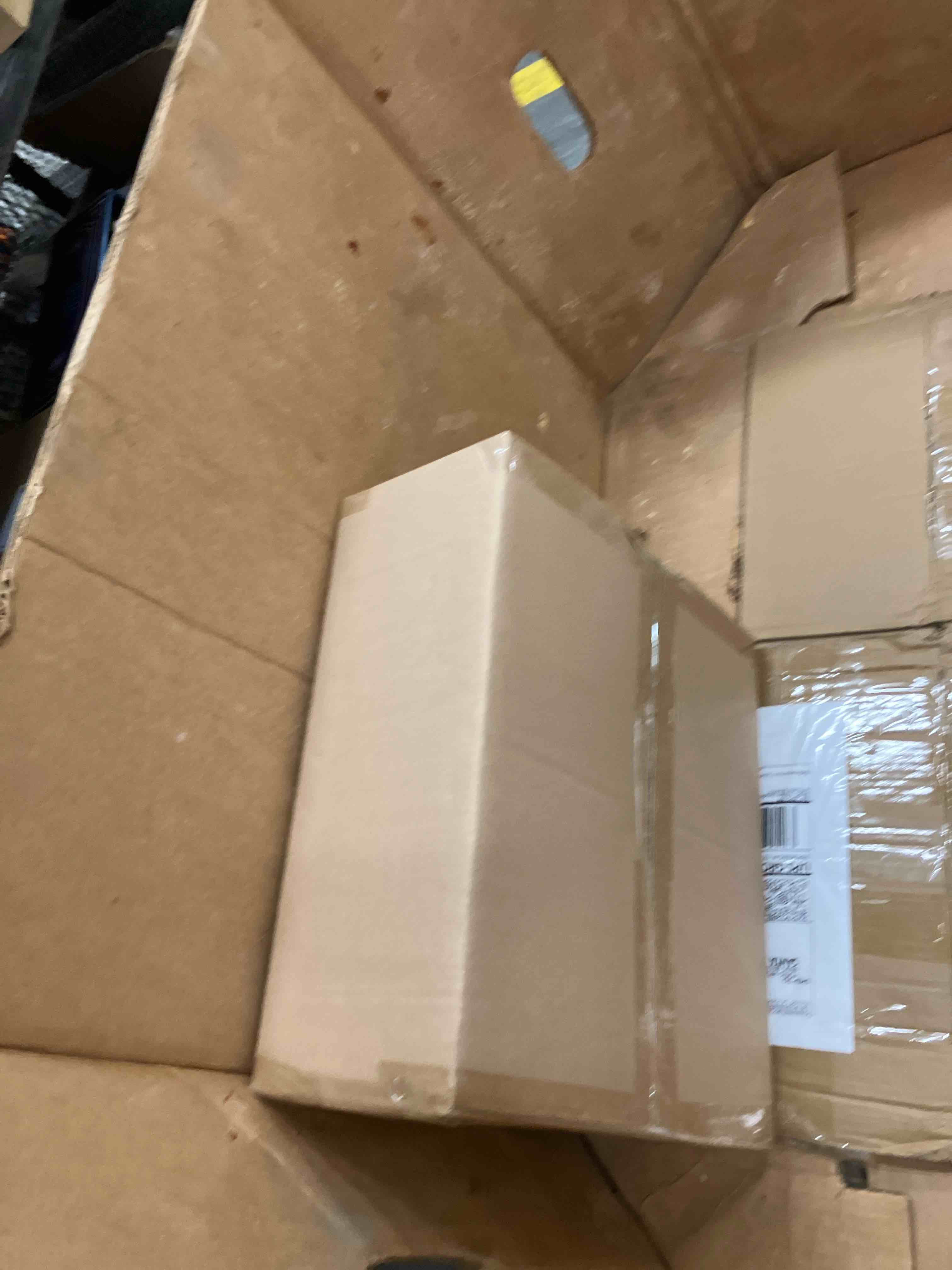https://s3.amazonaws.com/lotting-images-prod/phillipi/PNK0405849_1734109014702.jpeg
