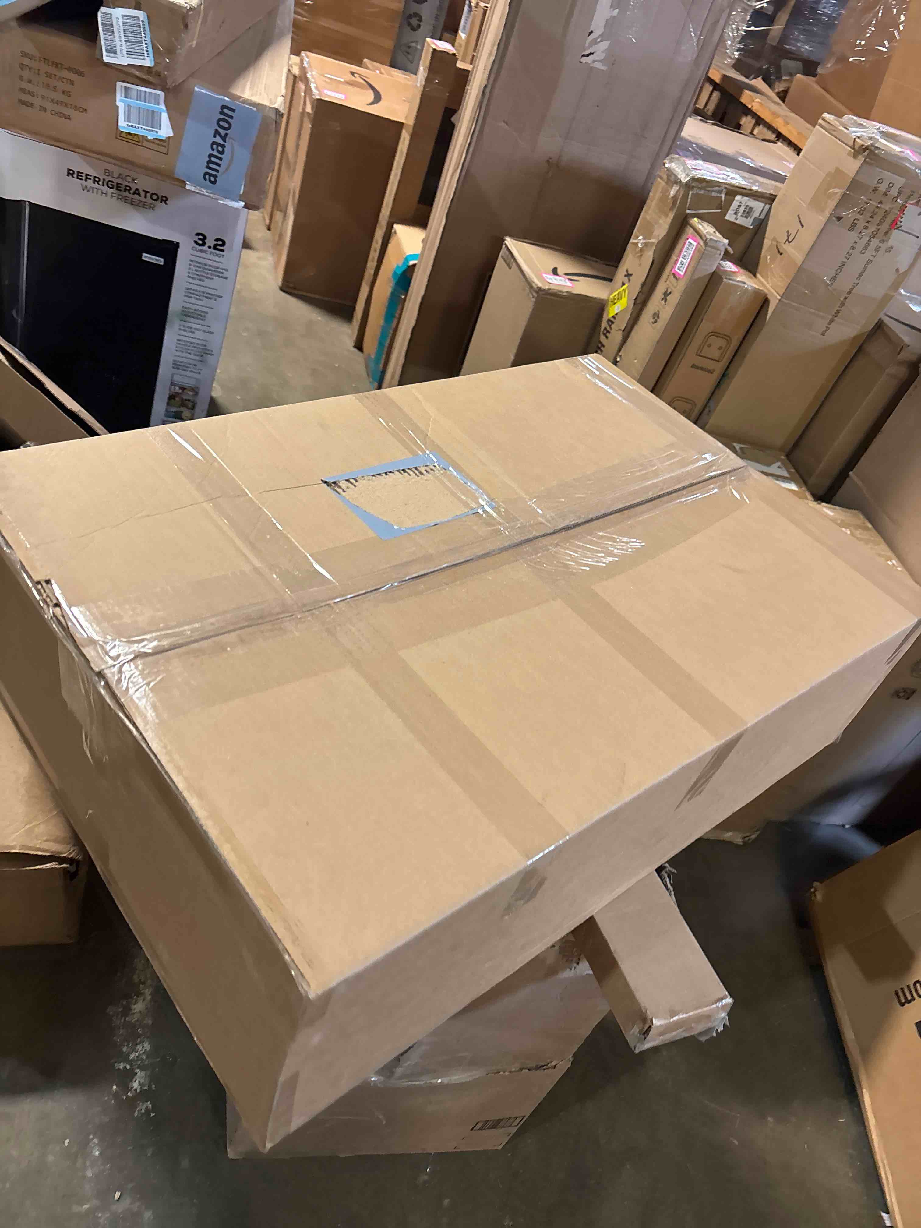 https://s3.amazonaws.com/lotting-images-prod/phillipi/PNK0406068_1742395109351.jpeg