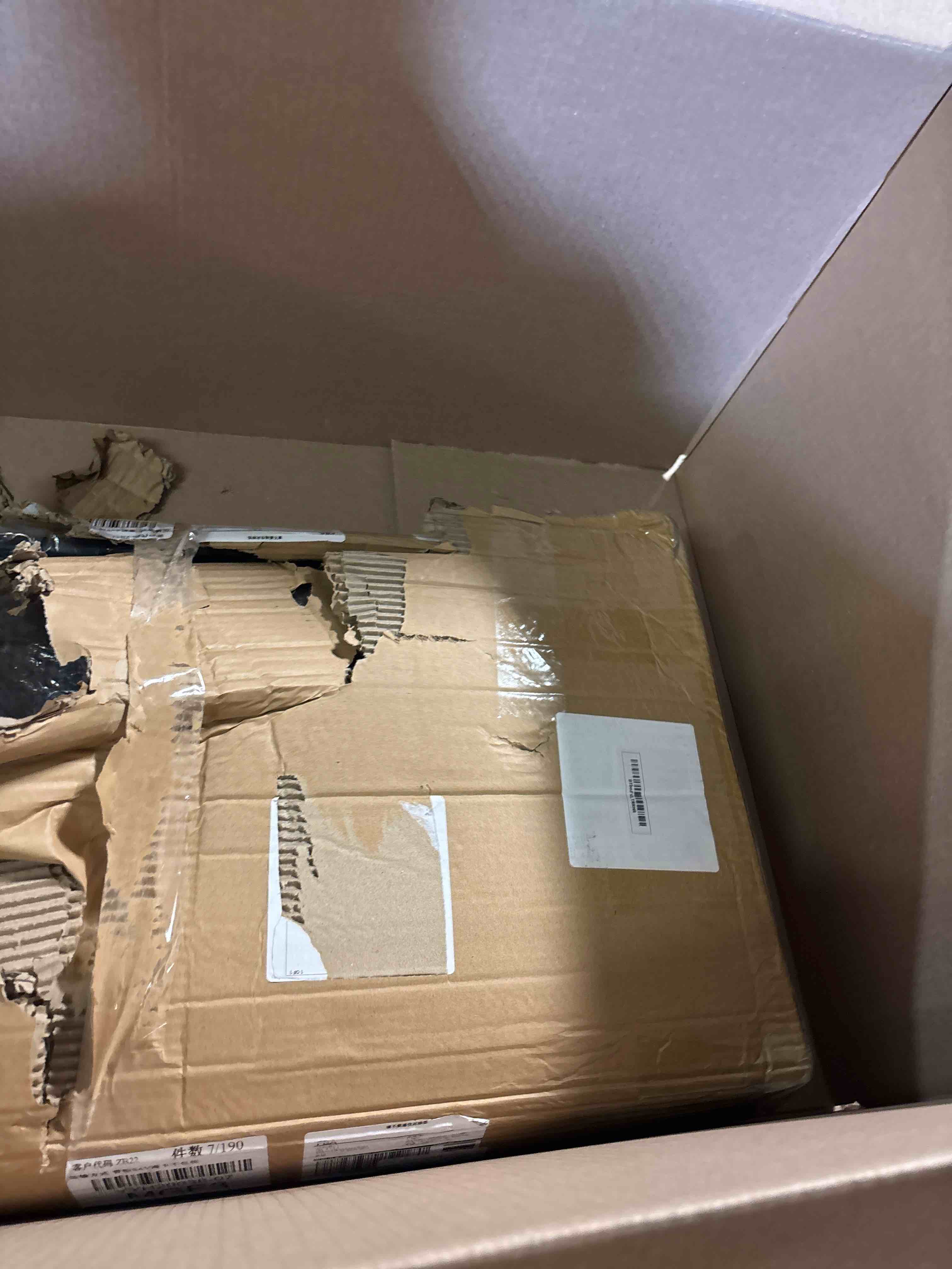 https://s3.amazonaws.com/lotting-images-prod/phillipi/PNK0406366_1742326708574.jpeg