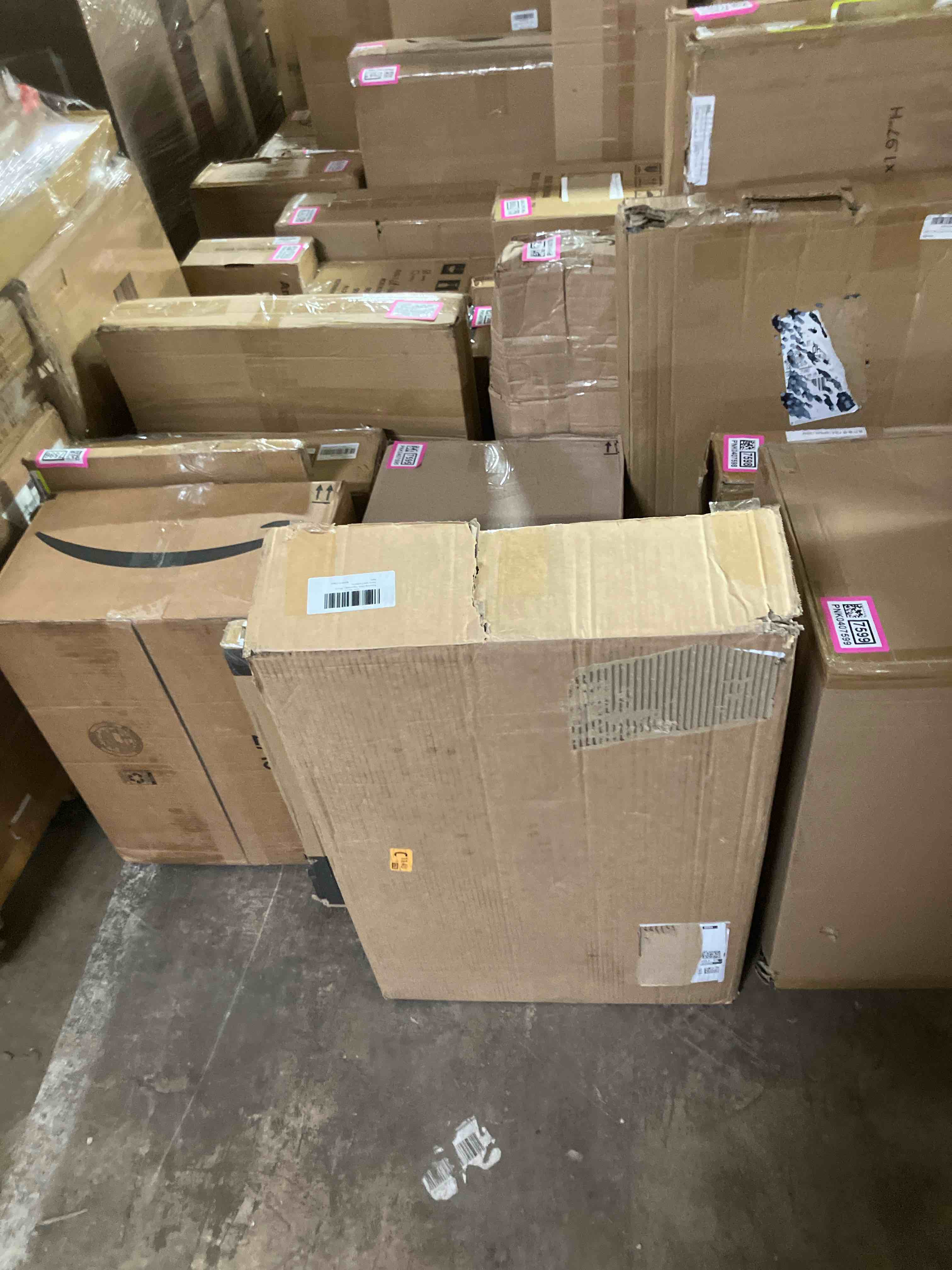 https://s3.amazonaws.com/lotting-images-prod/phillipi/PNK0407603_1741381146542.jpeg