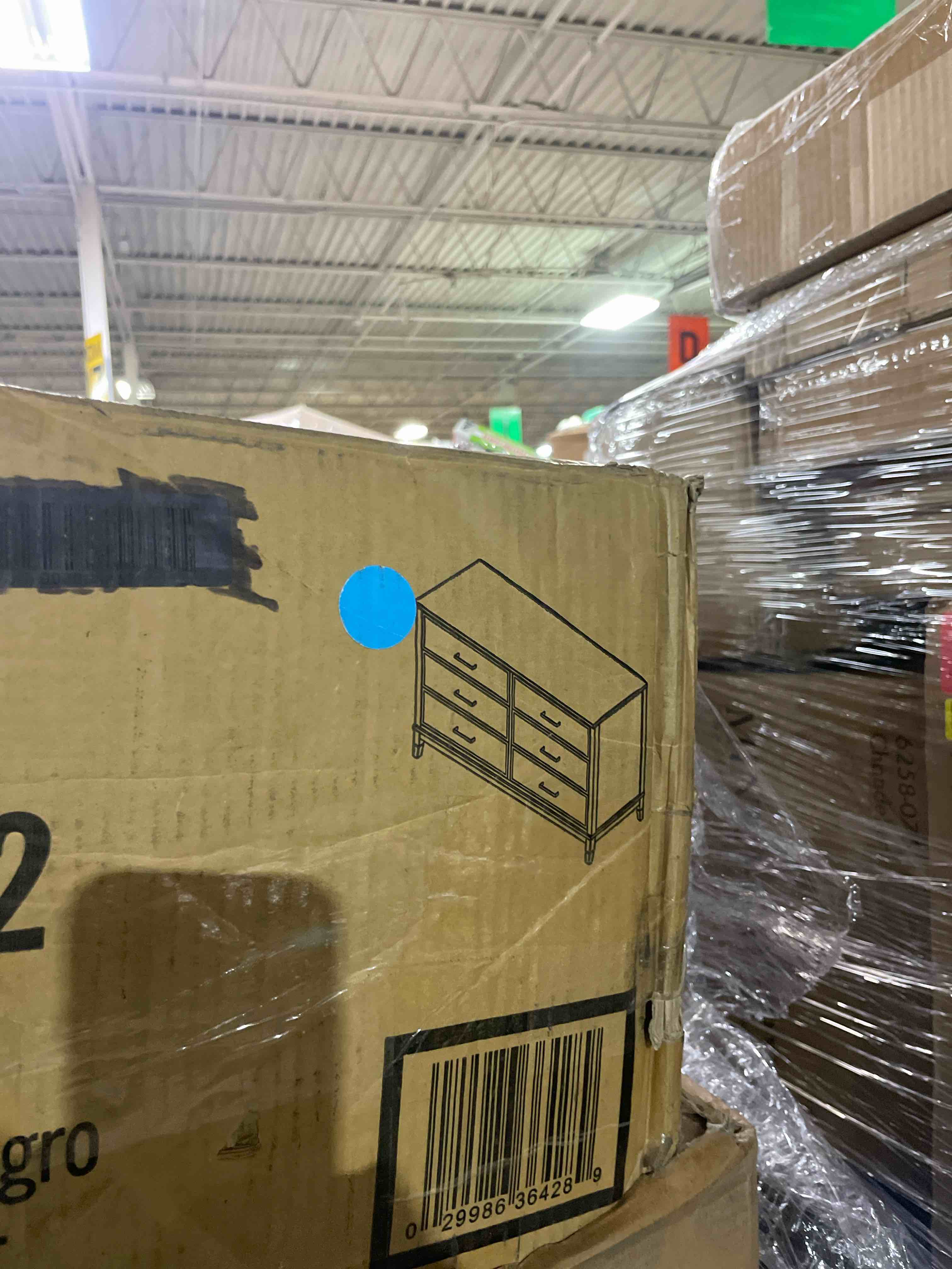 https://s3.amazonaws.com/lotting-images-prod/phillipi/PNK0408702_1739459861267.jpeg