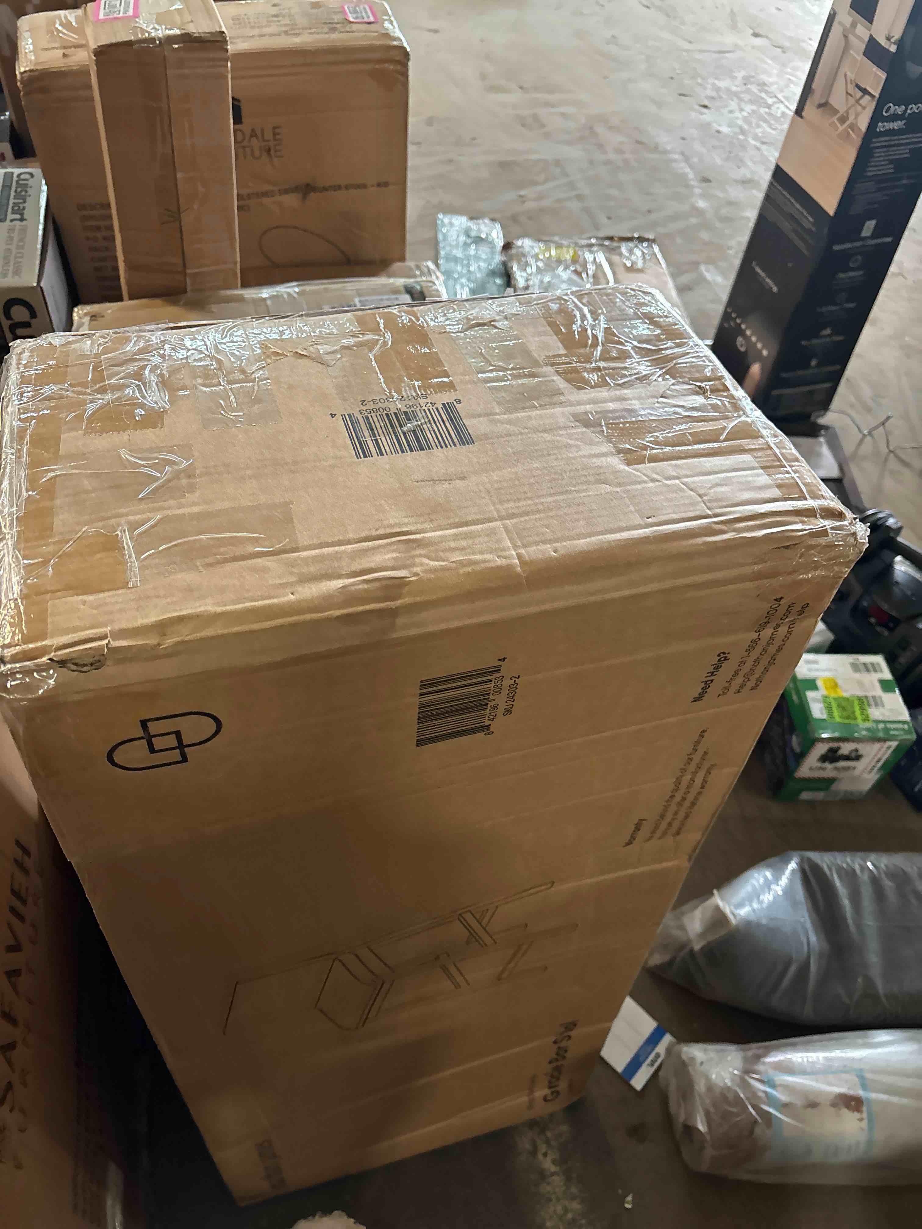 https://s3.amazonaws.com/lotting-images-prod/phillipi/PNK0408872_1739217969357.jpeg