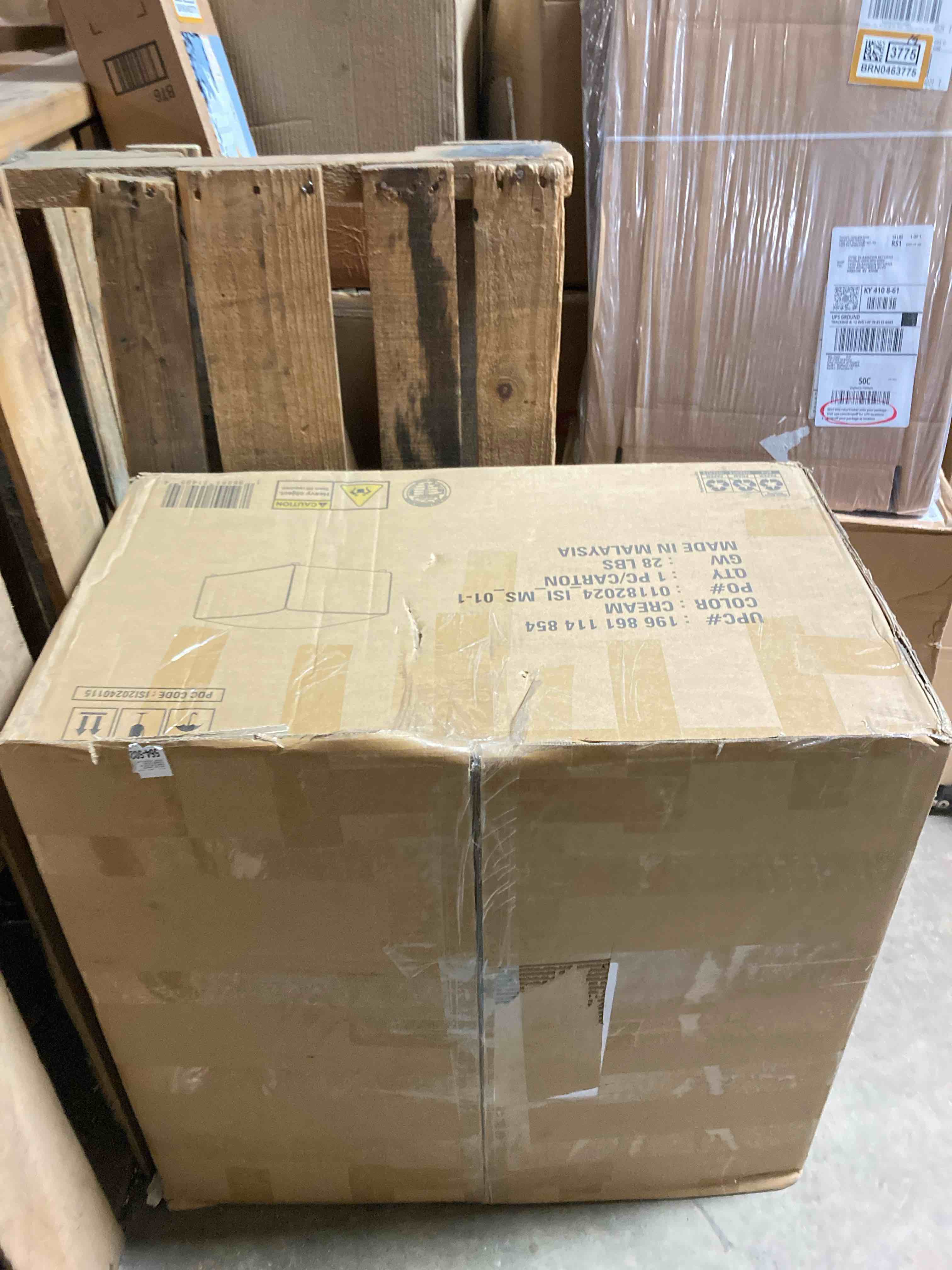 https://s3.amazonaws.com/lotting-images-prod/phillipi/PNK0409480_1738859320010.jpeg
