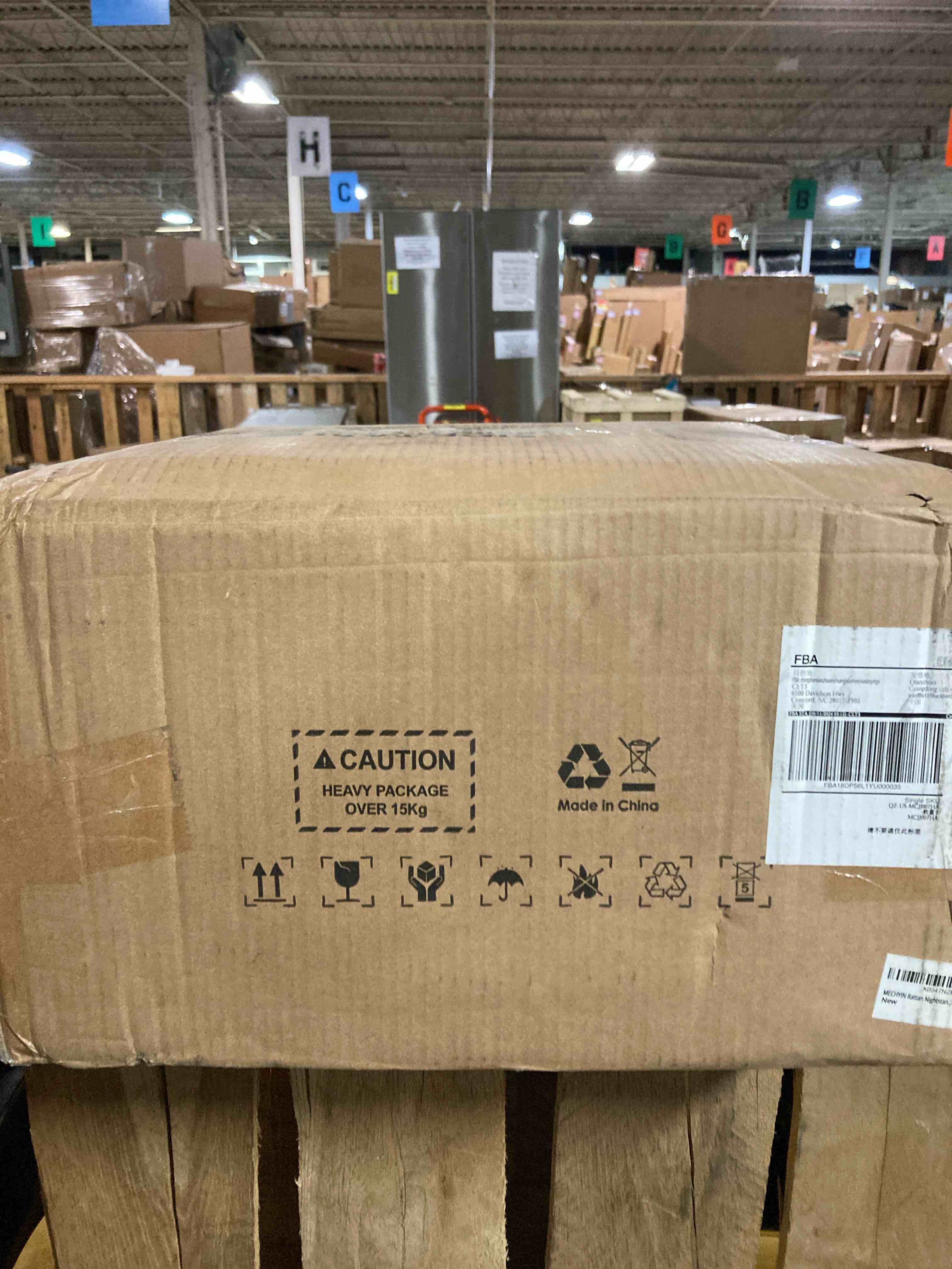 https://s3.amazonaws.com/lotting-images-prod/phillipi/PNK0409518_1738868235093.jpeg