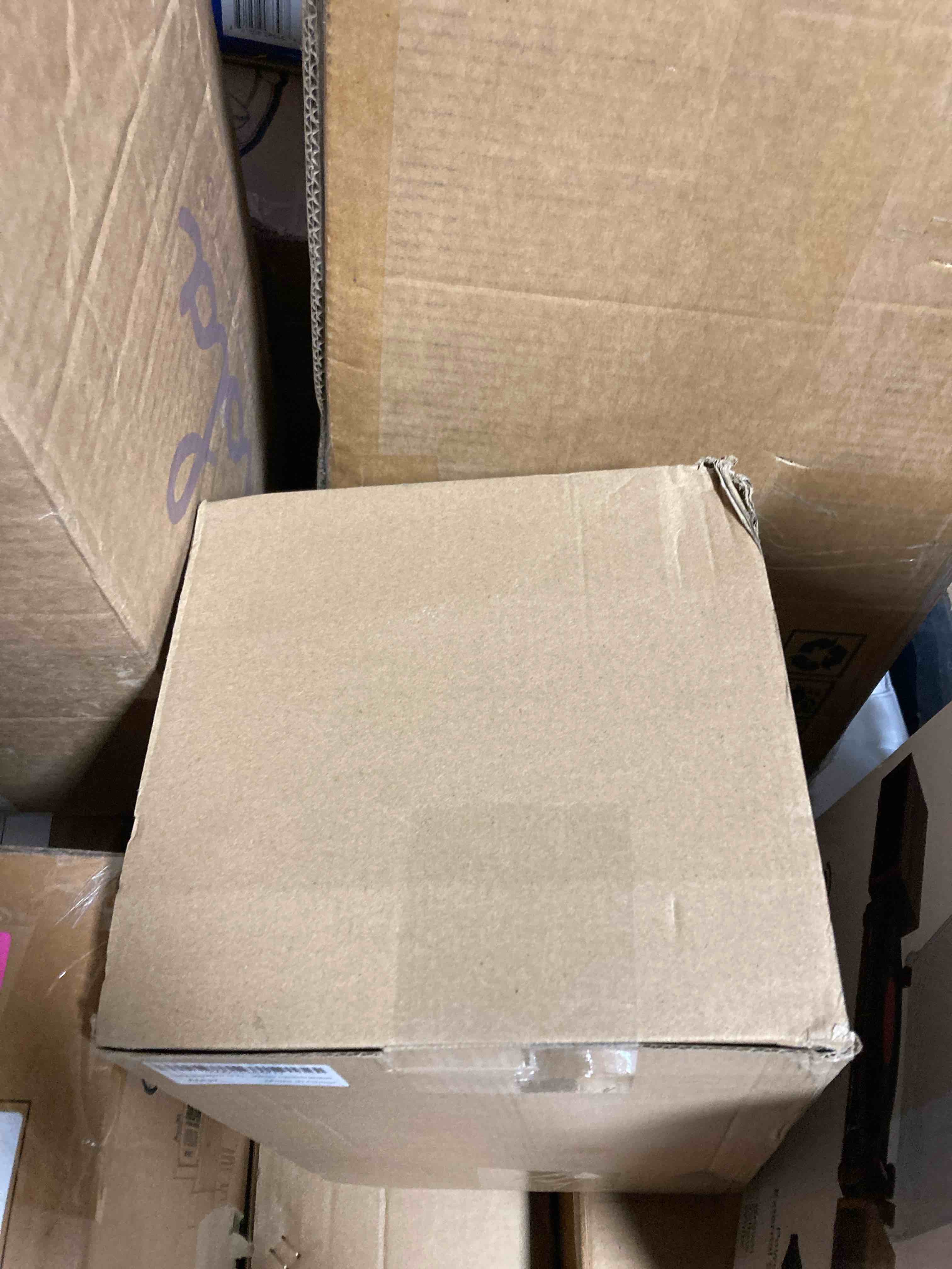 https://s3.amazonaws.com/lotting-images-prod/phillipi/PNK0409520_1738868498025.jpeg