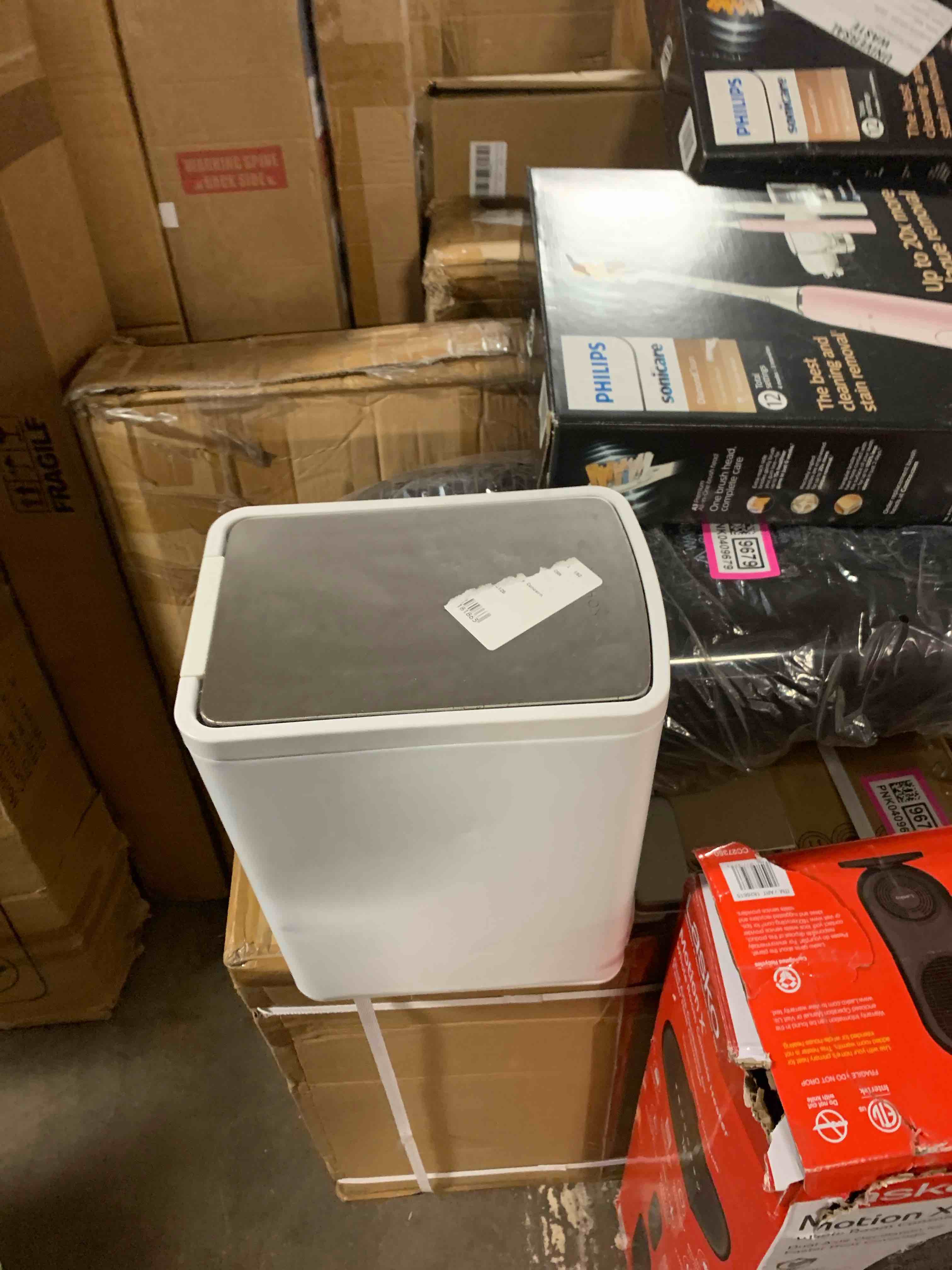 https://s3.amazonaws.com/lotting-images-prod/phillipi/PNK0409682_1738784042113.jpeg
